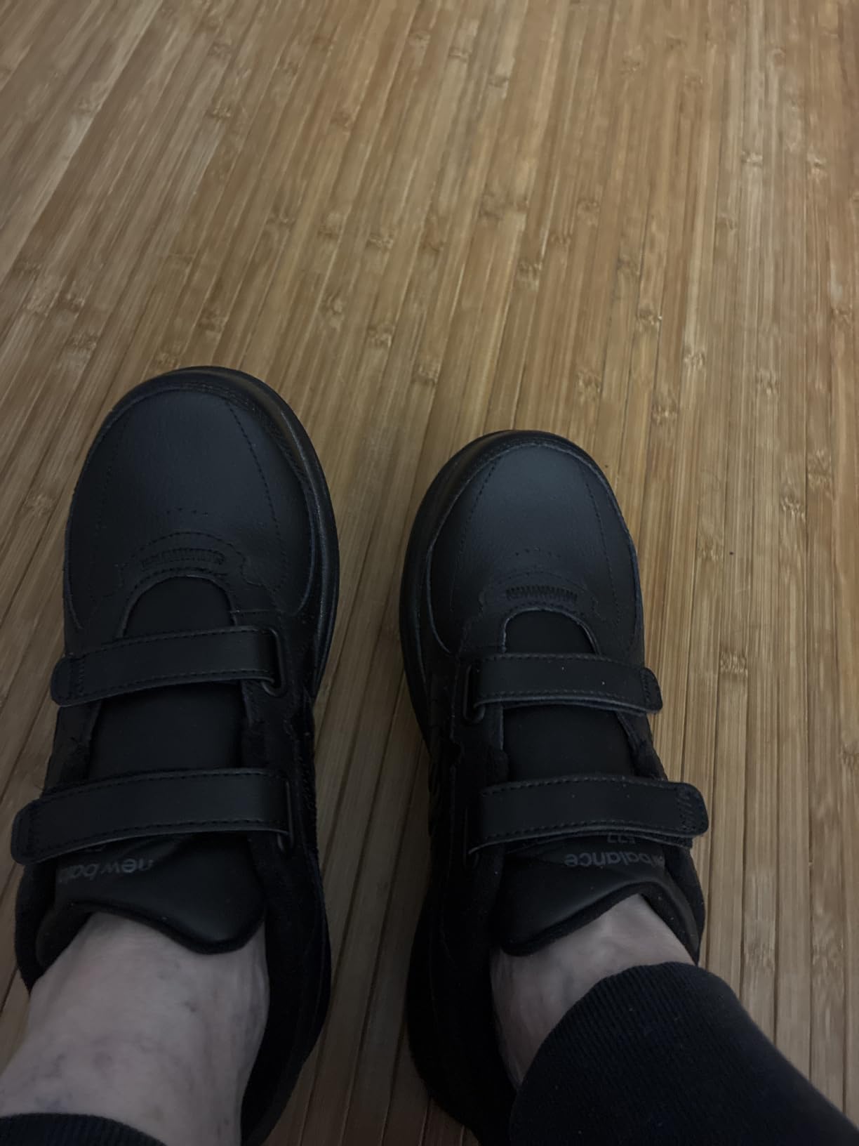 Women's 577 V1 Hook and Loop Walking Shoe (New Balance) customer photo 1