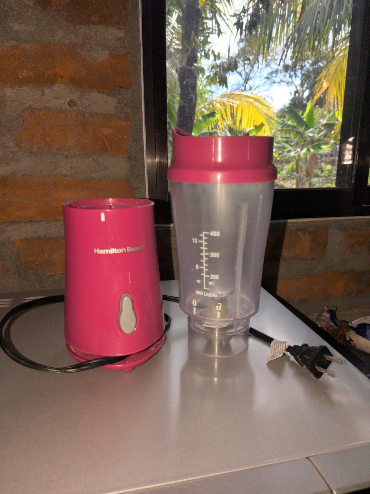 Hamilton Beach Portable Blender, 14oz Travel Jar customer photo 1