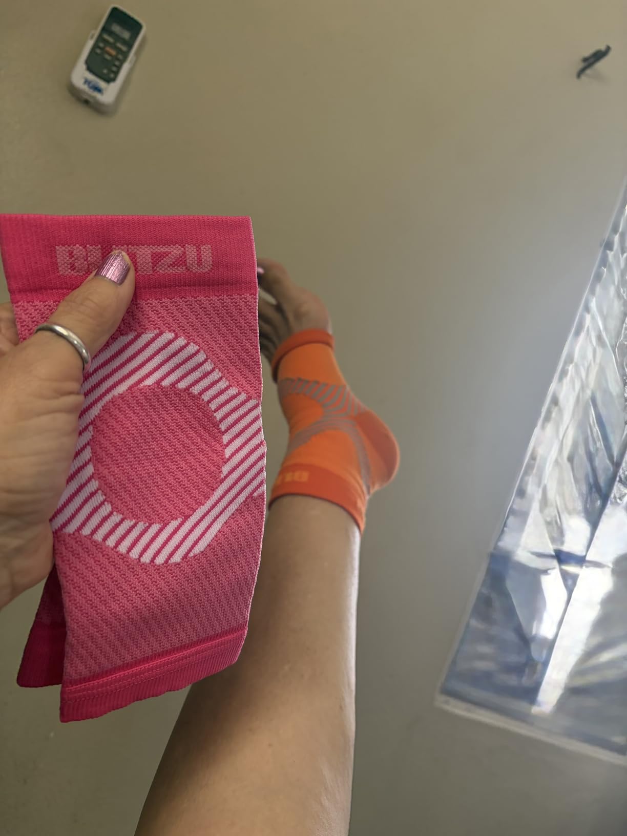 BLITZU Compression Socks for Plantar Fasciitis, Foot, Arch & Ankle Support customer photo 1