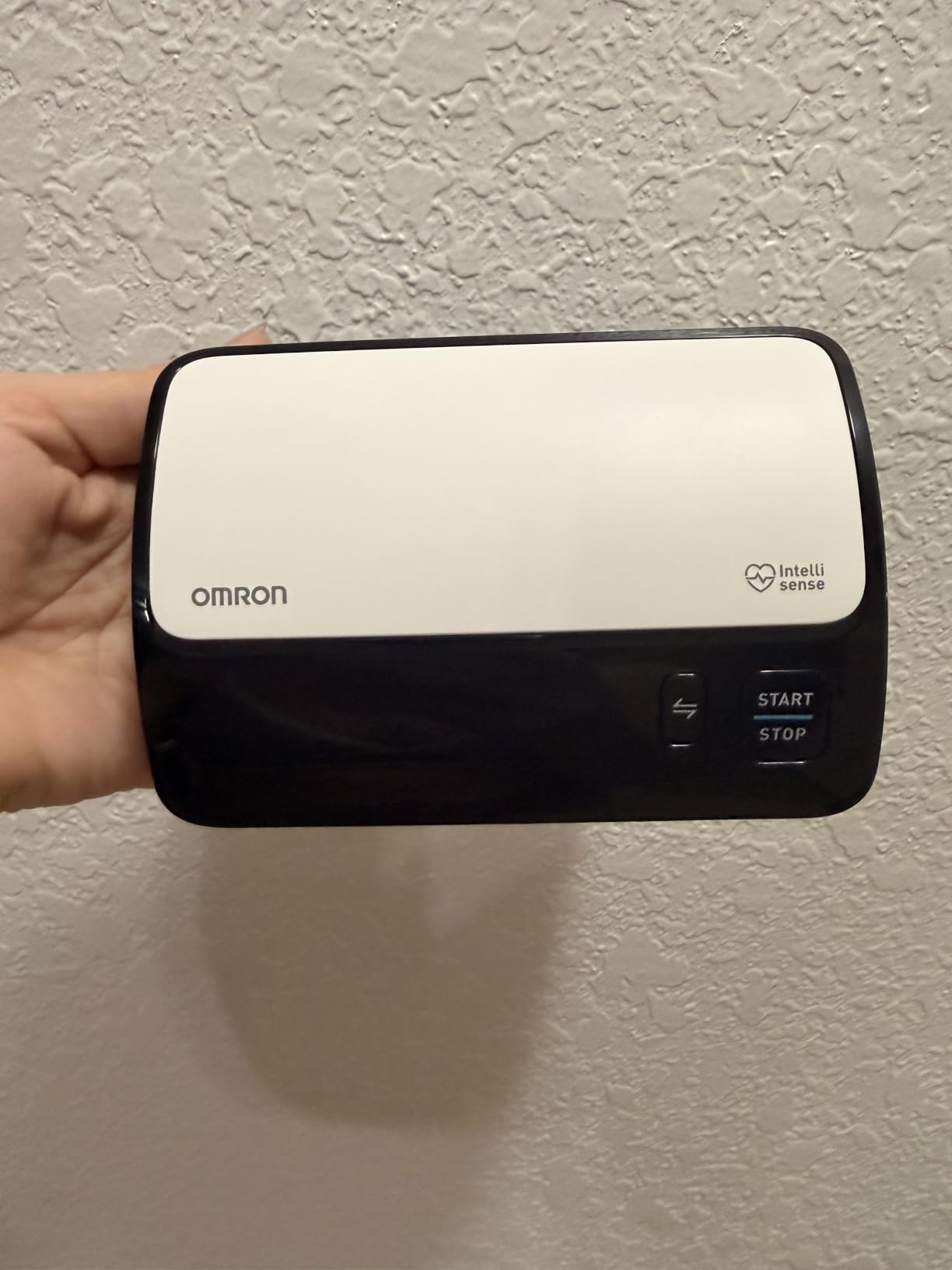 OMRON Evolv Wireless Blood Pressure Monitor & Upper Arm Blood Pressure Cuff customer photo 2