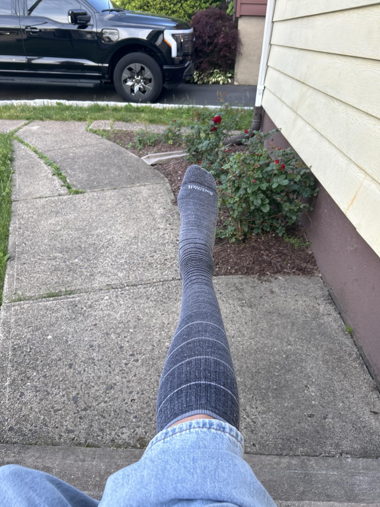 Women's Circulator Moderate Graduated Compression Sock customer photo 2