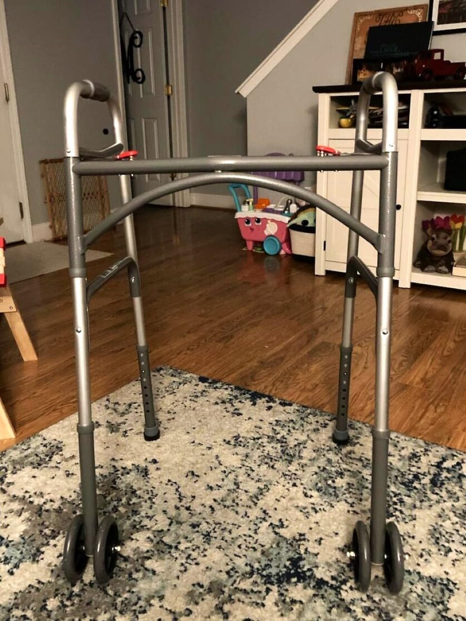 Drive Medical 10220-1WW Bariatric Folding Walker, Silver customer photo 1