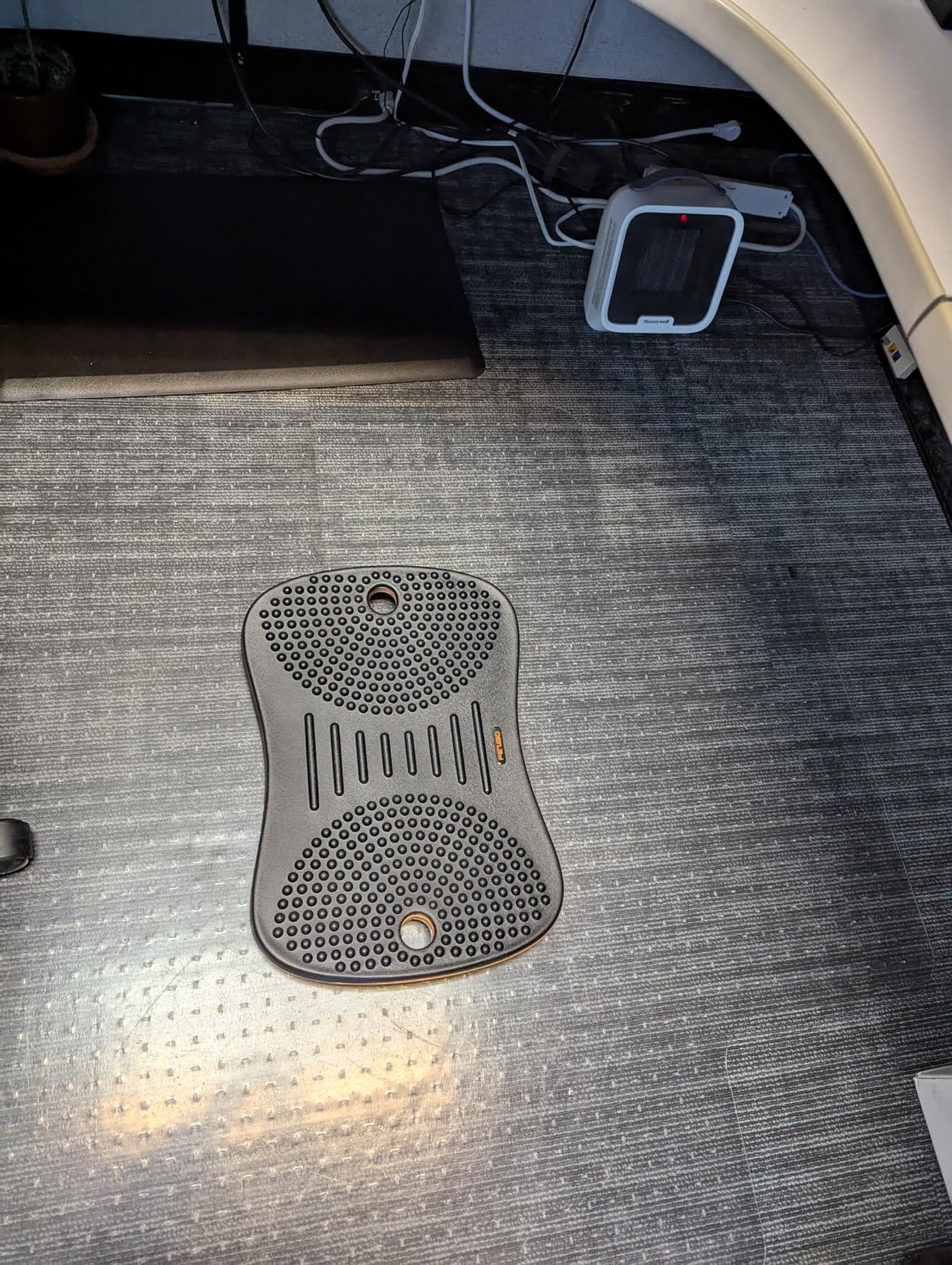 FEZIBO Standing Desk Mat Balance Board, Anti Fatigue Mat Standing Desk Office, Wobble Board with Ergonomic Design customer photo 2