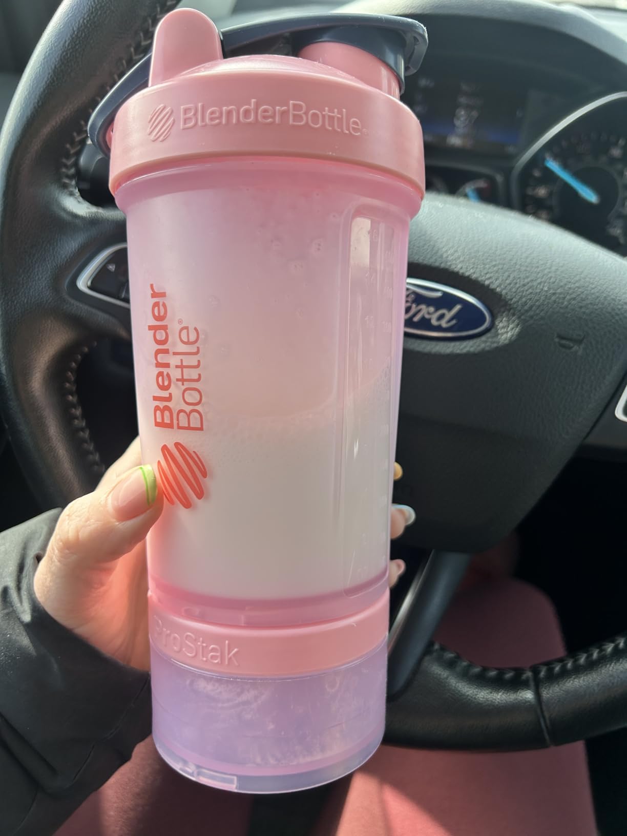 Quest Nutrition Vanilla Milkshake Protein Powder, 24g Protein, 1.6 Pound | 23 Servings, 3g Net Carbs, 1g Sugar, Low Carb, Gluten Free customer photo 1