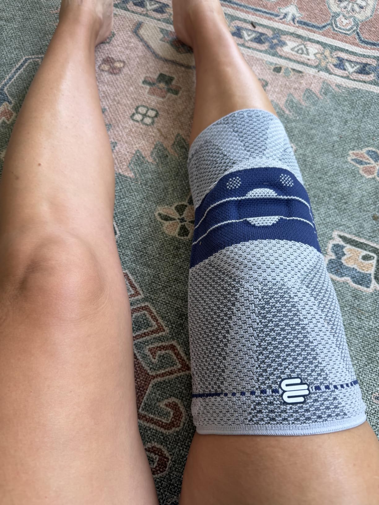 Bauerfeind - GenuTrain - Knee Brace - Targeted Support for Pain Relief and Stabilization of The Knee, Provides Relief of Weak, Swollen, and Injured Knees customer photo 1
