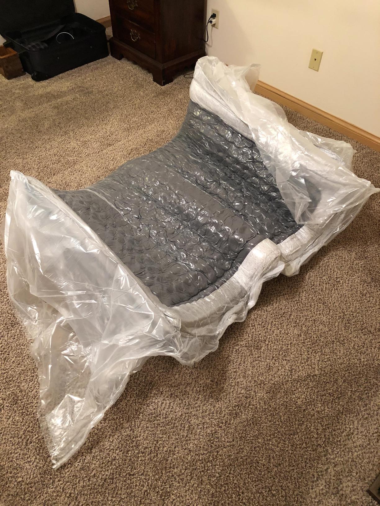 Casper Sleep Original Hybrid King Mattress - Medium Feel with Zoned Support - Motion Isolation - Breathable, Cooling Memory Foam - 100-Night Trial - CertiPUR-US customer photo 2