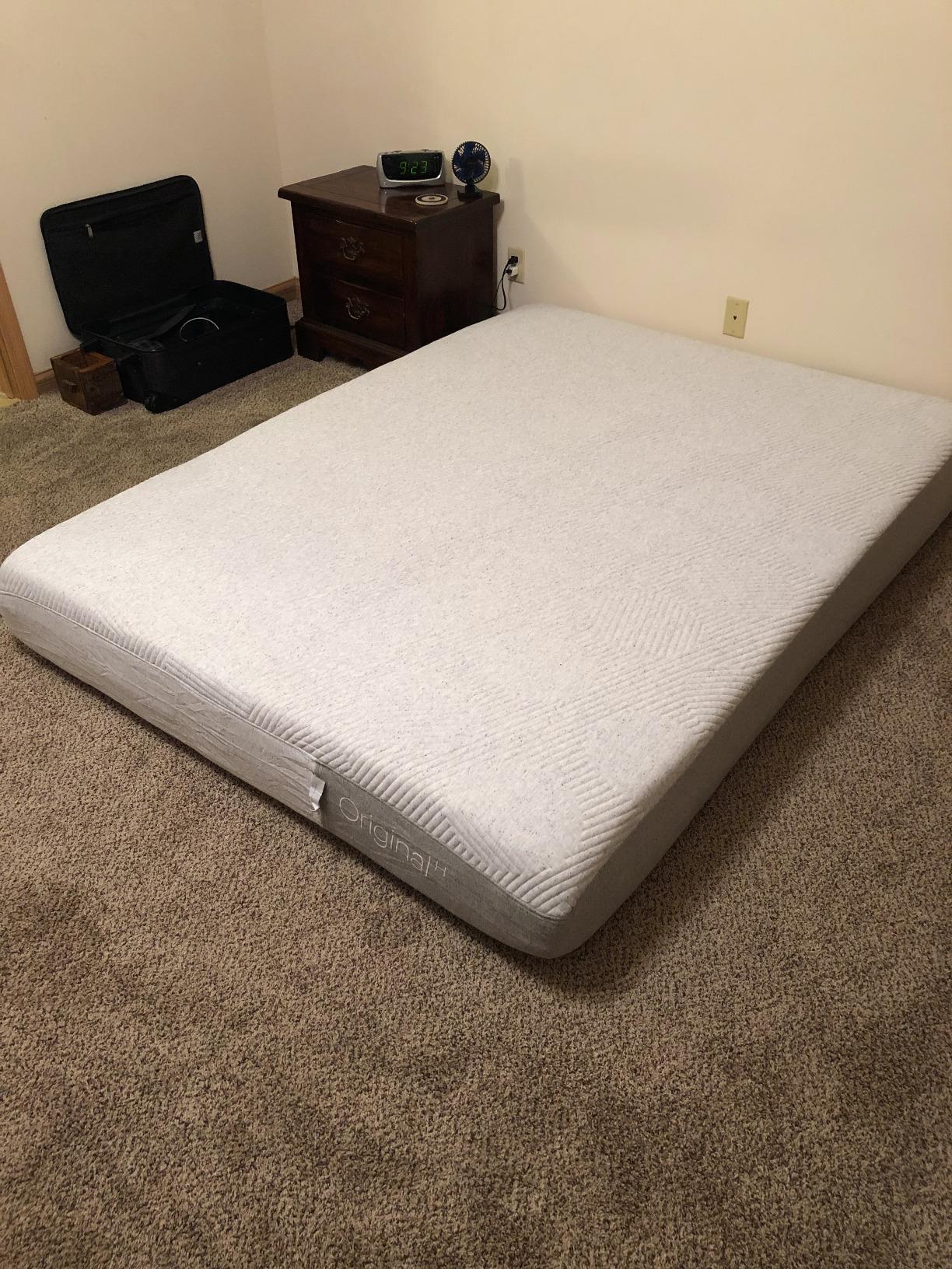 Casper Sleep Original Hybrid Queen Mattress - Medium Feel with Zoned Support customer photo 1