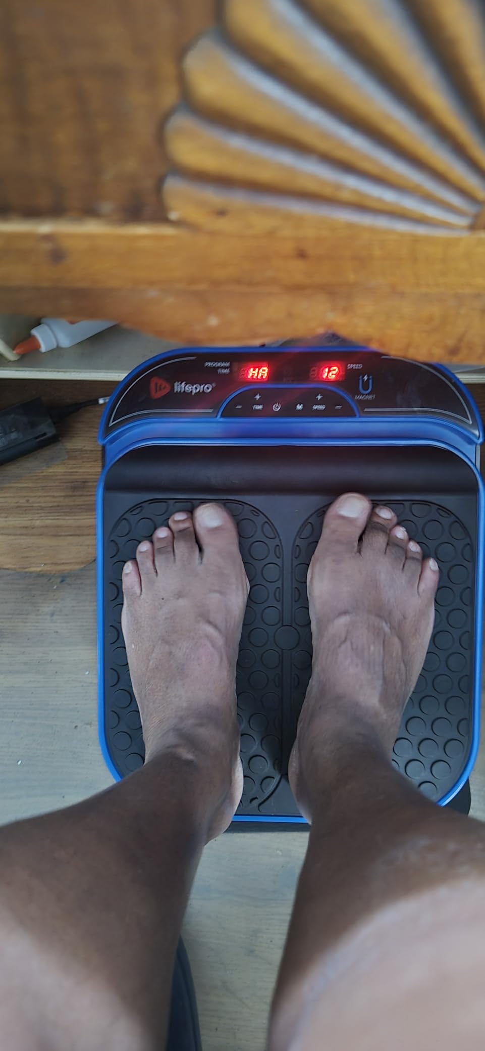 Lifepro VibraFlow Foot Massager for Neuropathy customer photo 2