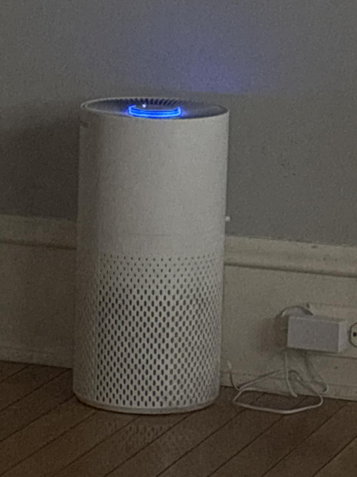 Afloia Air Purifiers for Home Bedroom Large Room up to 1076 Sq Ft, 3-Stage Filter, 22dB Sleep Mode, Kilo White customer photo 2