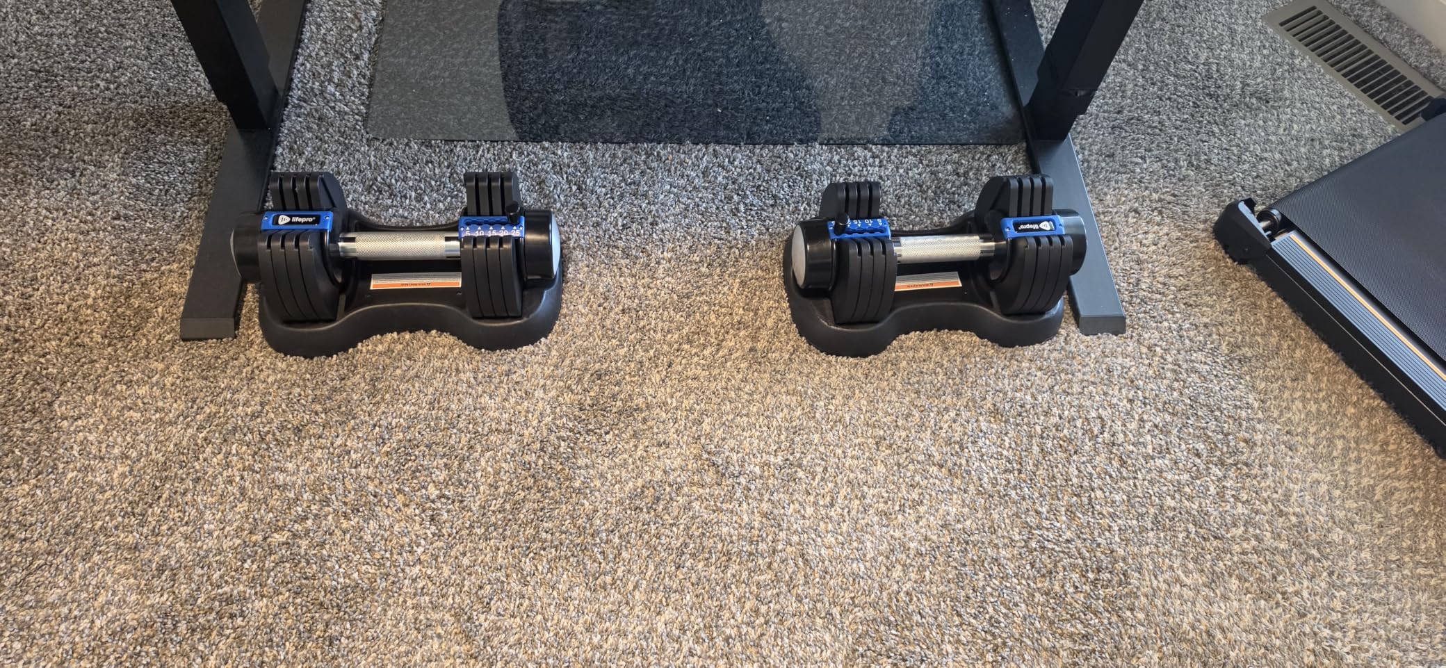 LifePro Adjustable Dumbbells, Single or 2pcs, Up to 55 lbs & 3-in1 option | Quick-change weight system with included rack customer photo 2