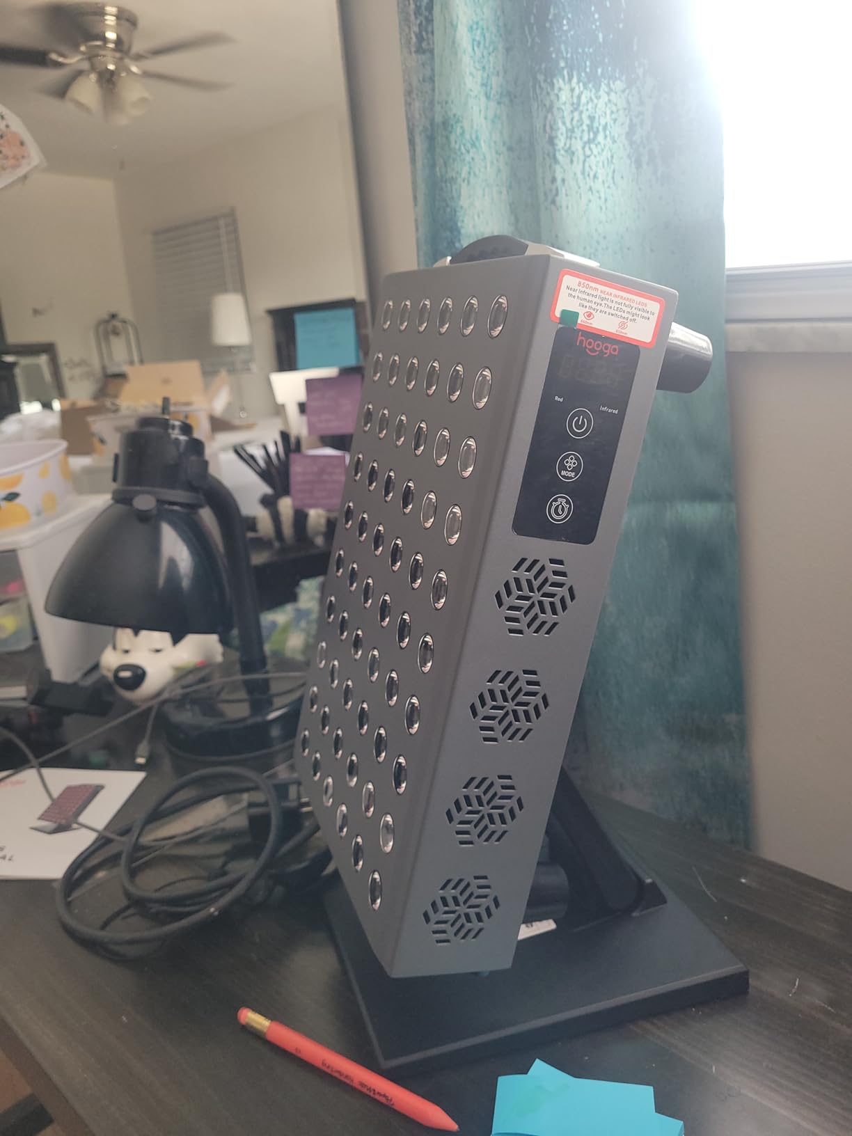 Hooga Red Light Therapy Panel Device PRO300 - 660nm Red & 850nm Near Infrared Light Therapy, 60 Dual Chip LEDs, Timer, Table Top Stand Included customer photo 1