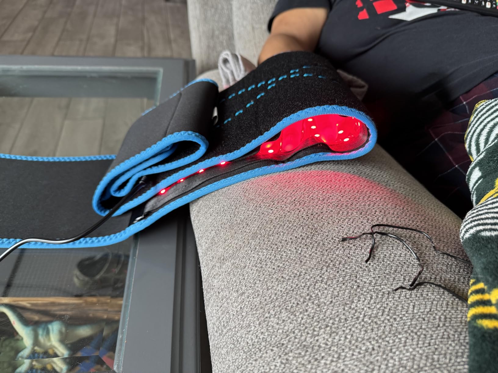 Lifepro Allevared Red Light Therapy Belt - 105 Triple Chip LED Belt | Near Infrared Red Light Therapy For Body - 660nm & 850nm Pulsed Light Modes For Back Pain And Shoulder Support customer photo 2