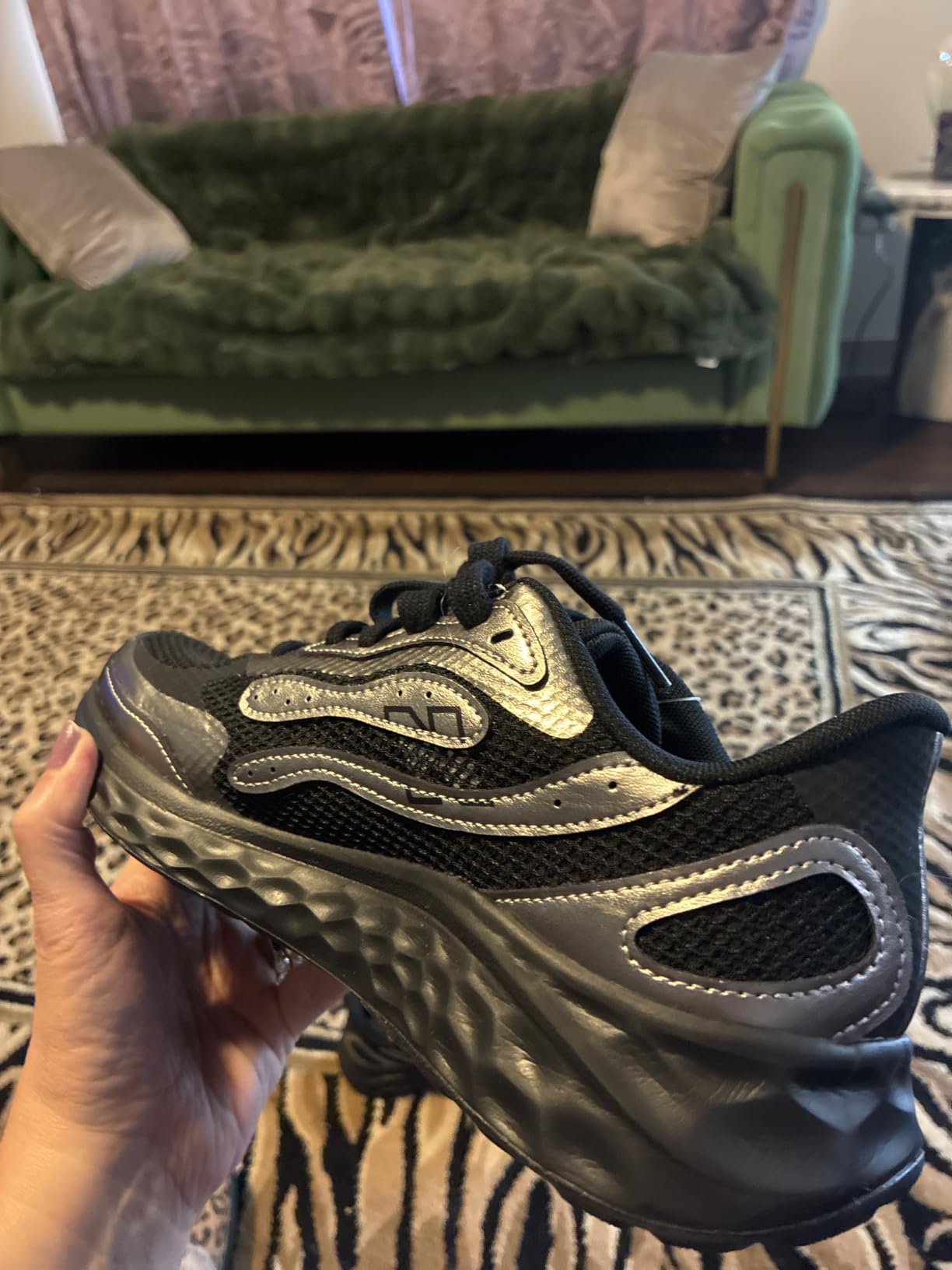 New Balance Women's Fresh Foam Arishi V4 customer photo 1