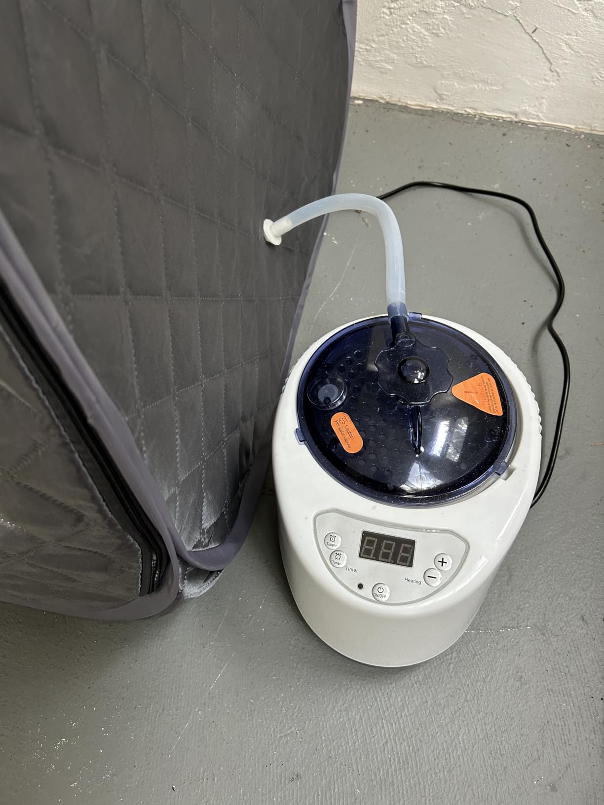 Single Person Sauna, Portable Steam Sauna Full Body for Home Spa, Sauna Tent with Steamer 2.6L 1000W Steam Generator, 90 Minute Timer, Chair, Remote Control Included (Gary) customer photo 2