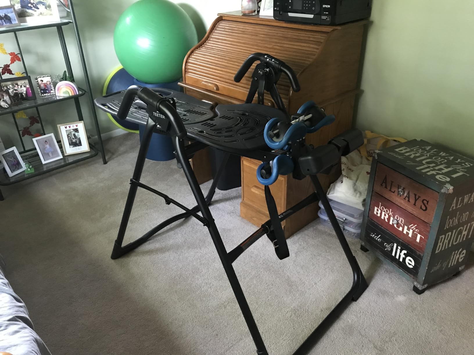 TEETER ComforTrak EP-560 Inversion Table, Decompression Surface for Full-Body Stretch, Ergo Embrace Ankle Supports, Integrated Accessories, UL Safety Certified, Heavy-Duty 300 lb Capacity customer photo 1