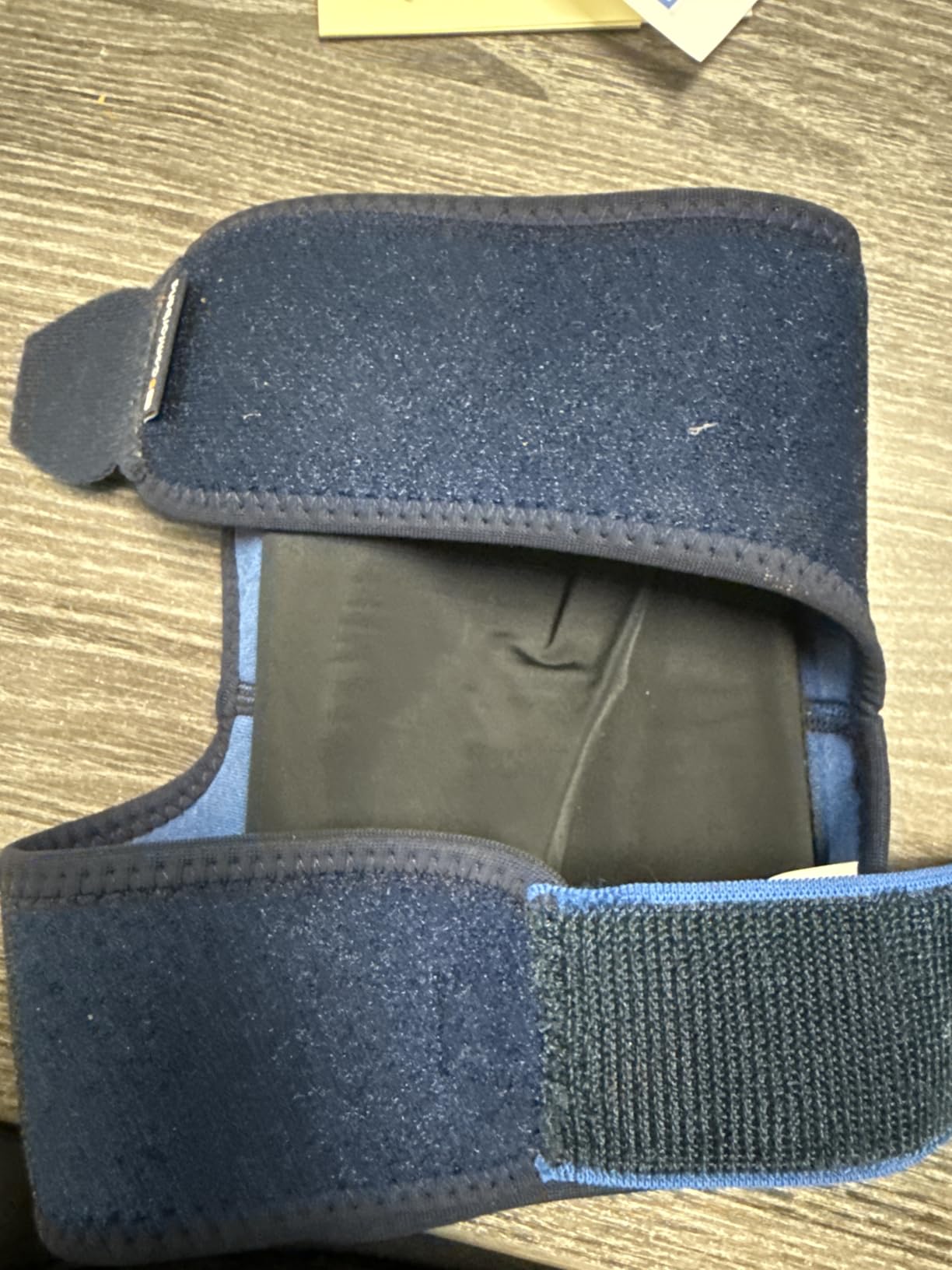 Comforband Adjustable Elbow Brace - Targeted Support for Tennis Elbow, Golfer's Elbow, Tendonitis, Arthritis, Bursitis, Sprains, and Strains - One-Size-Fits-Most Compression Sleeve for Pain Relief and Injury Recovery customer photo 2