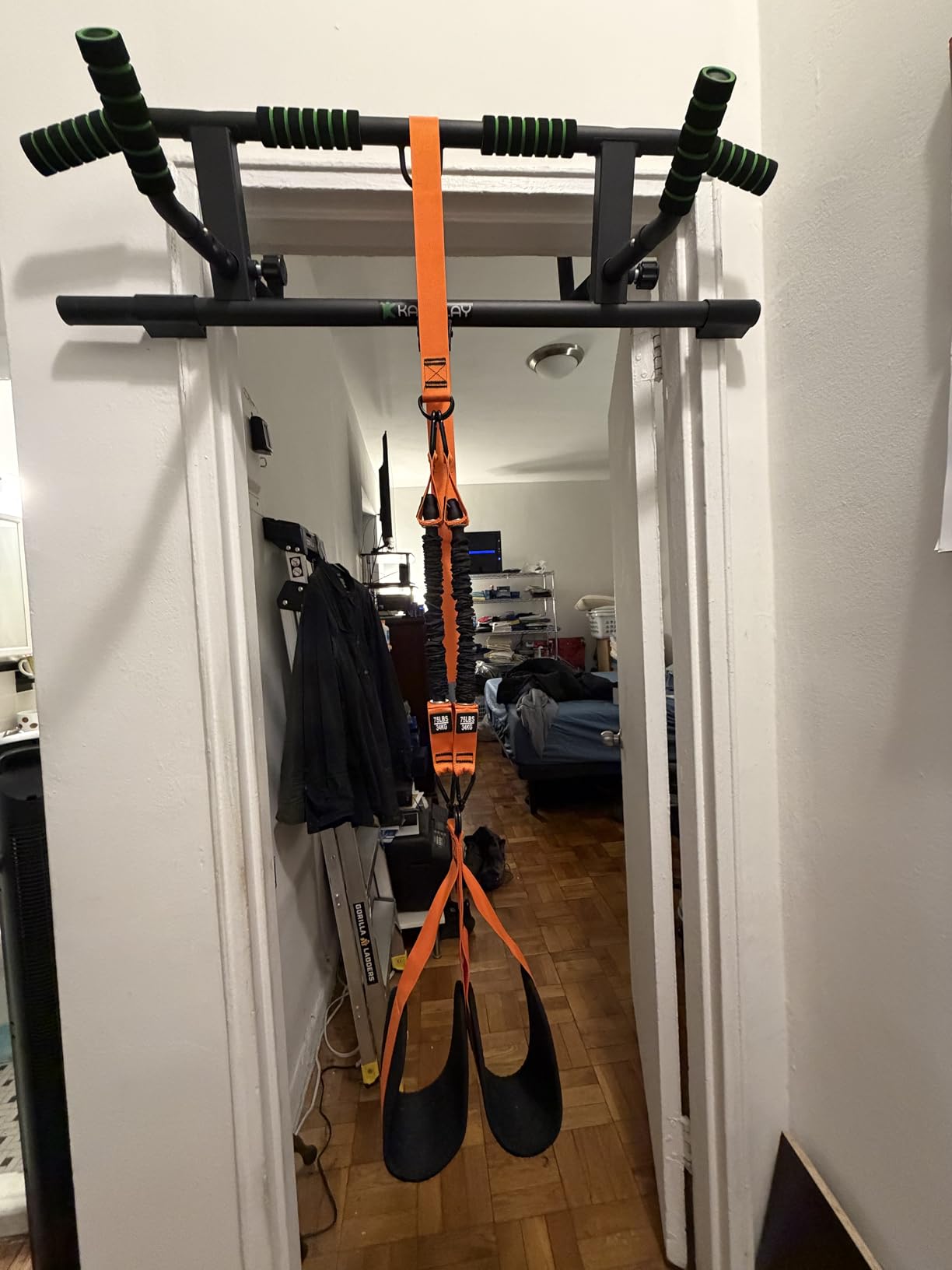 HPYGN Two Foots Pull Up Assistance Bands, Heavy Duty Resistance Band for Pull Up Bar, Adjustable Weight/Size with Fabric Feet/Knee Rest, Bands for Pull Up Assist for Strength Training, Pull Up customer photo 2