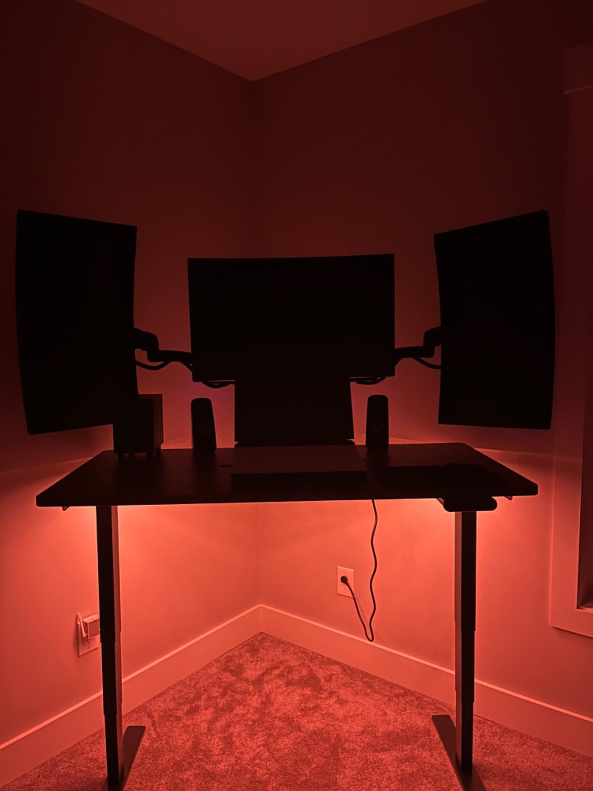 FLEXISPOT E6 3-Stage Dual Motor Electric Standing Desk 55 x 28 Sit Stand Up Desk, Holds 220 lbs, Adjustable Height w/Memory Presets, One-Piece Black Desktop & Black Frame, Ships in 2 Boxes customer photo 1