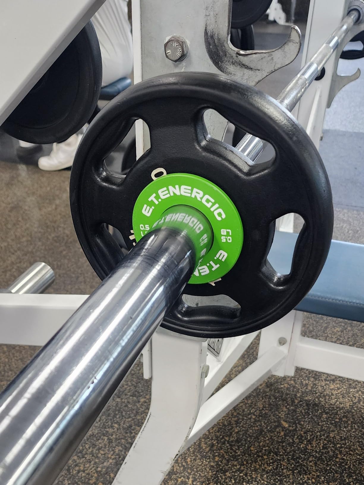 Fractional Weight Plates Set of 8 for Olympic Bars | 0.25, 0.5, 0.75, 1LB pairs with steel core, odorless finish, color coding, and 2-inch Olympic bar fit customer photo 2