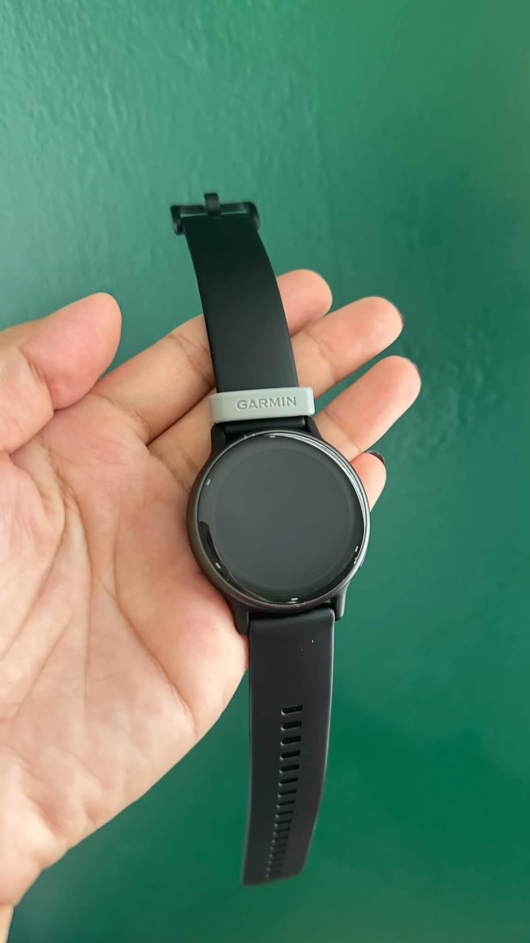 Garmin vívoactive 5, Health and Fitness GPS Smartwatch, AMOLED Display, Up to 11 Days of Battery, Slate Aluminum Bezel with Black Case and Silicone Band customer photo 2