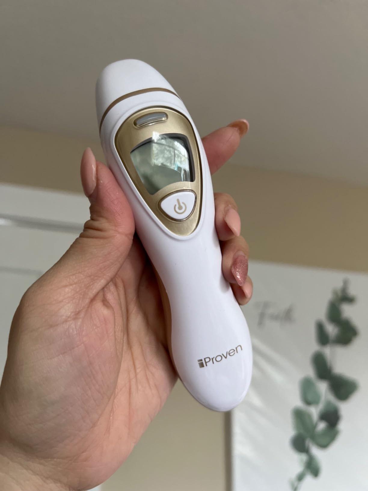 iProven Ear Thermometer with Non-Touch Forehead Function, Superior Accuracy | For Adults, Kids & Babies, Pro Series Premium Digital Thermometer customer photo 2