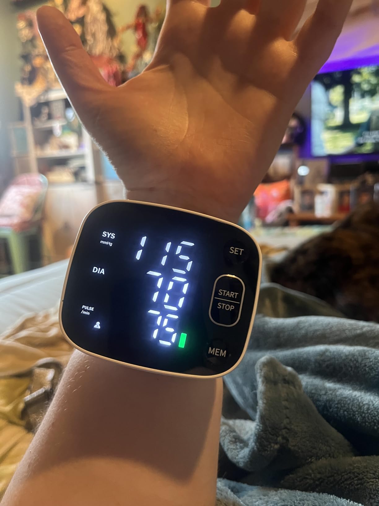 Oklar Wrist Blood Pressure Monitor, FDA Cleared Rechargeable BP Machine customer photo 1