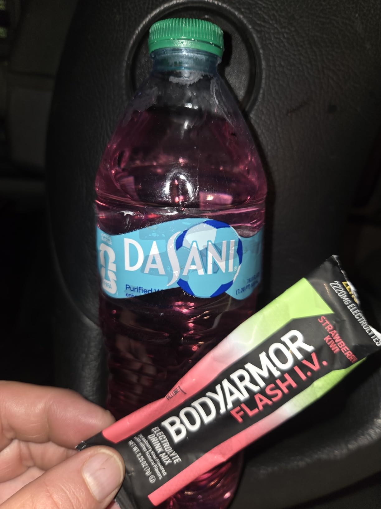 BODYARMOR Flash IV Electrolyte Packets, Strawberry Kiwi - Zero Sugar Drink Mix, Single Serve Packs, Coconut Water Powder (15 Count) customer photo 1