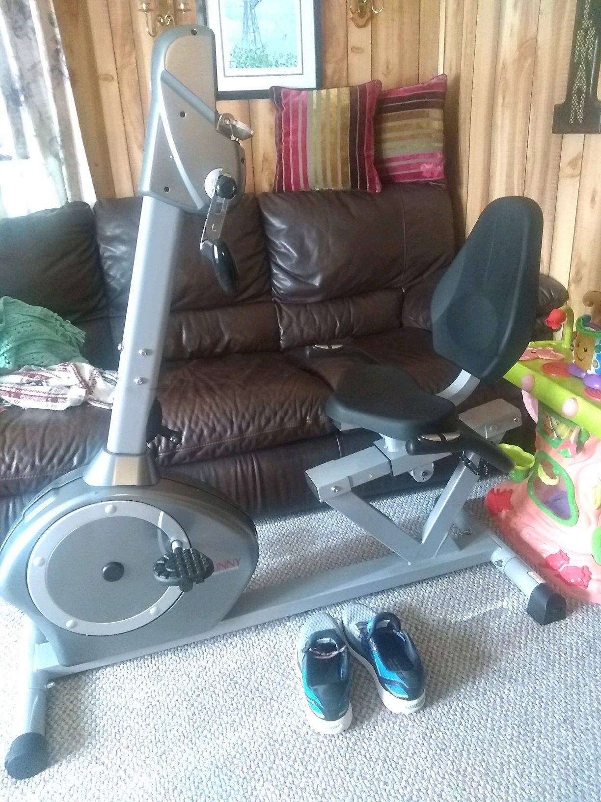 Sunny Health & Fitness Smart Magnetic Recumbent Bike for Home Cardio customer photo 2