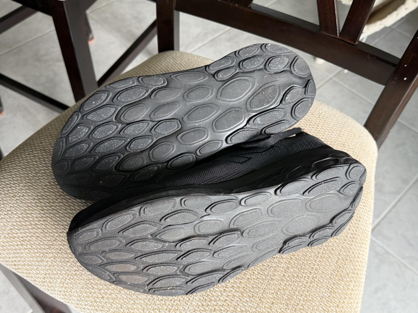 Men's Fresh Foam 520 v9 Running Shoe (New Balance) customer photo 2