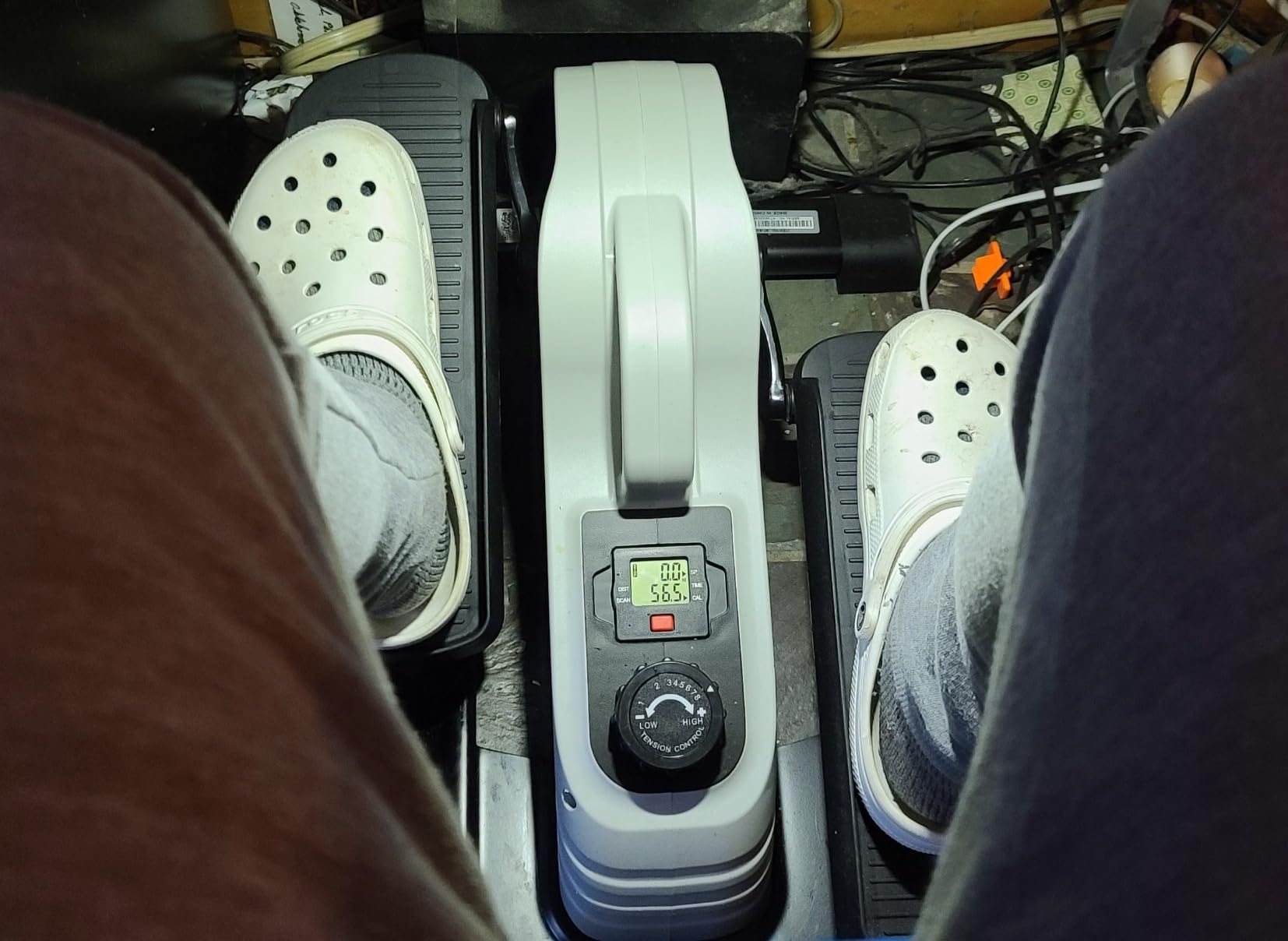 Sunny Health & Fitness Under Desk Pedal Elliptical Machine Leg Exerciser customer photo 1