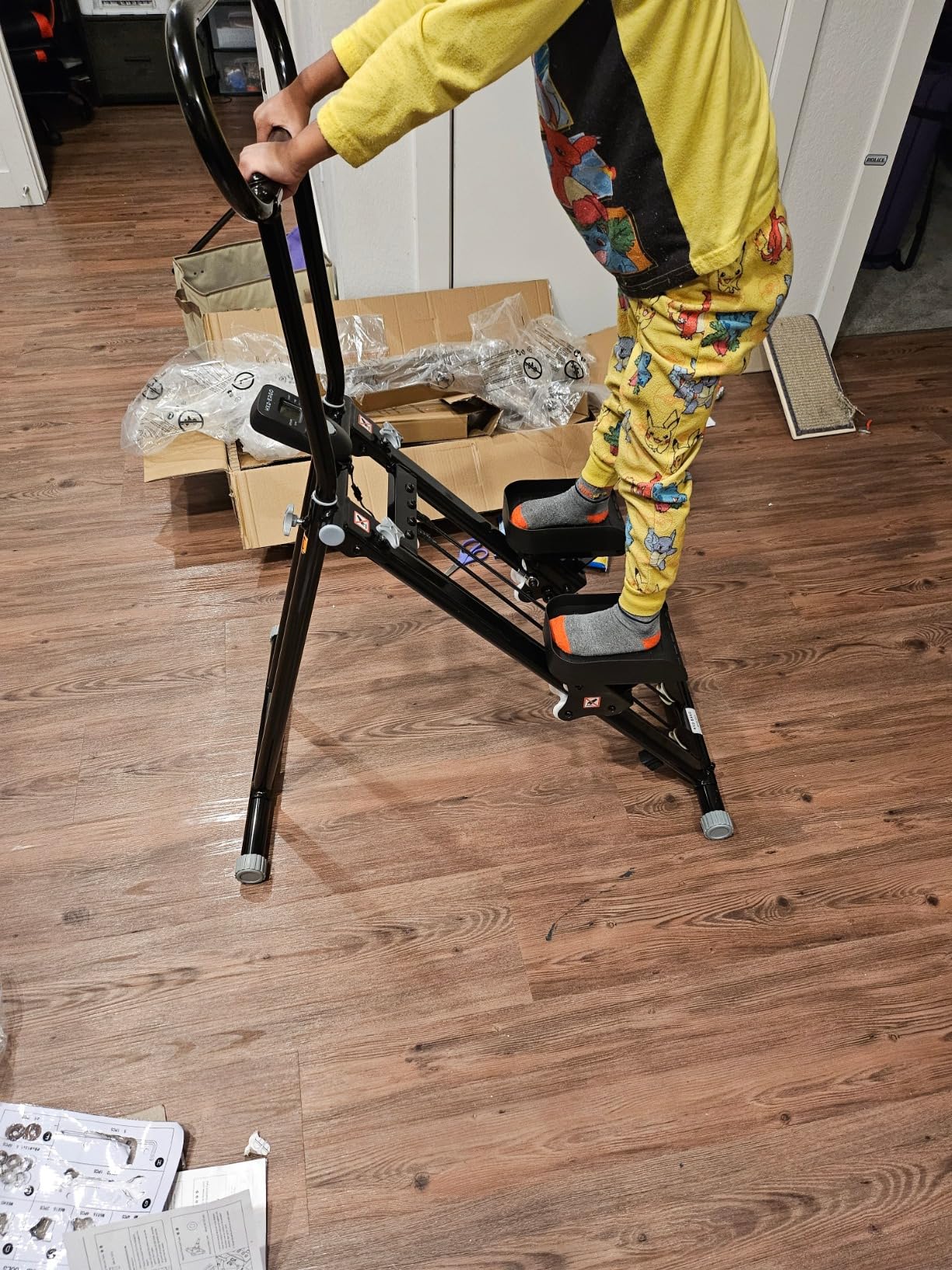 HXD-ERGO Stair Stepper for Home with Adjustable Handlebar for Full Body customer photo 2