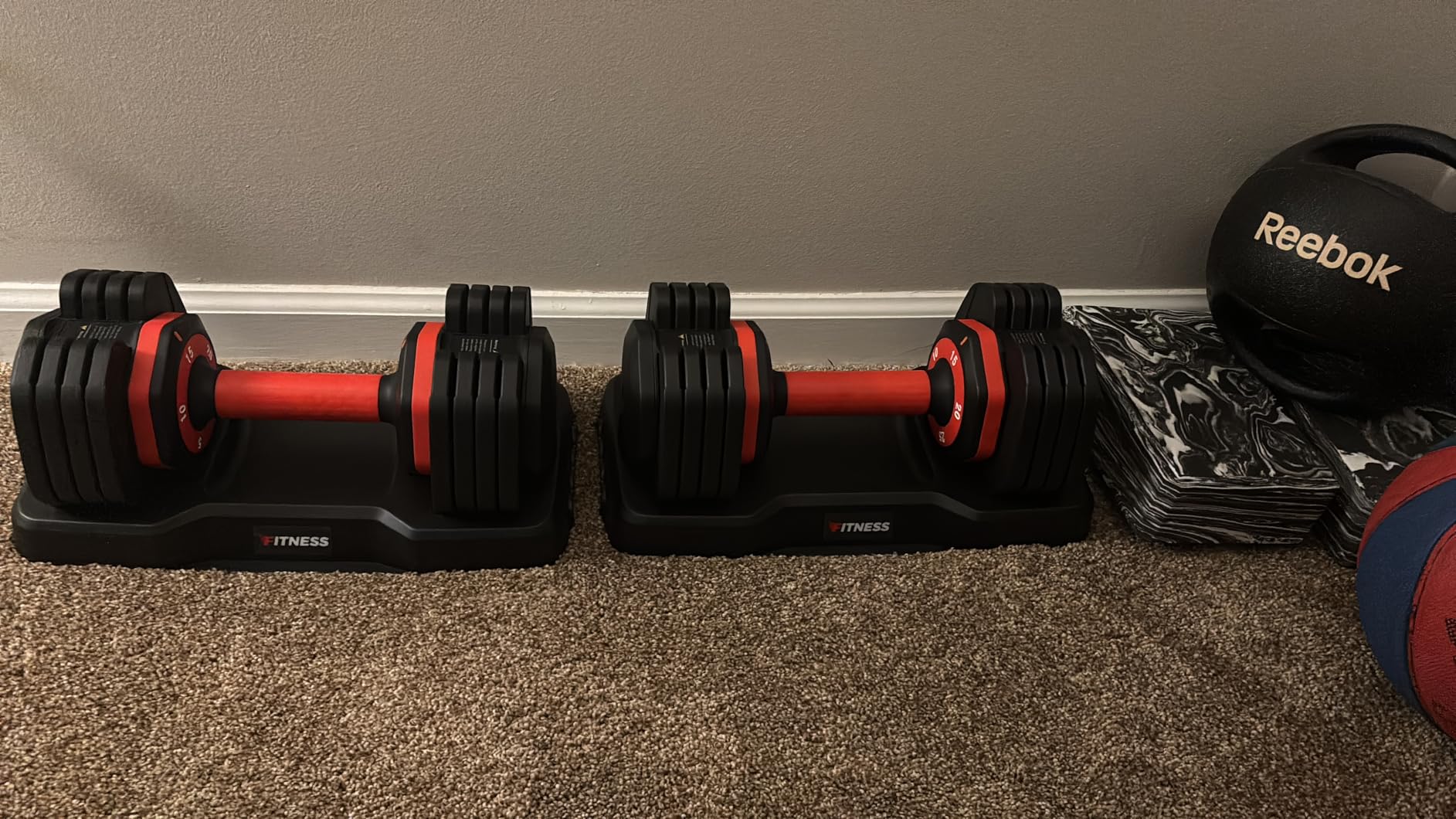 Rendpas Adjustable Dumbbell Set, Quick Adjust Free Weights for Home Gym | 25/55/80/90lb Weight Dumbbells w/Non-slip Handle, Dual-lock Safety, Space-saving Design for Strength Training customer photo 1