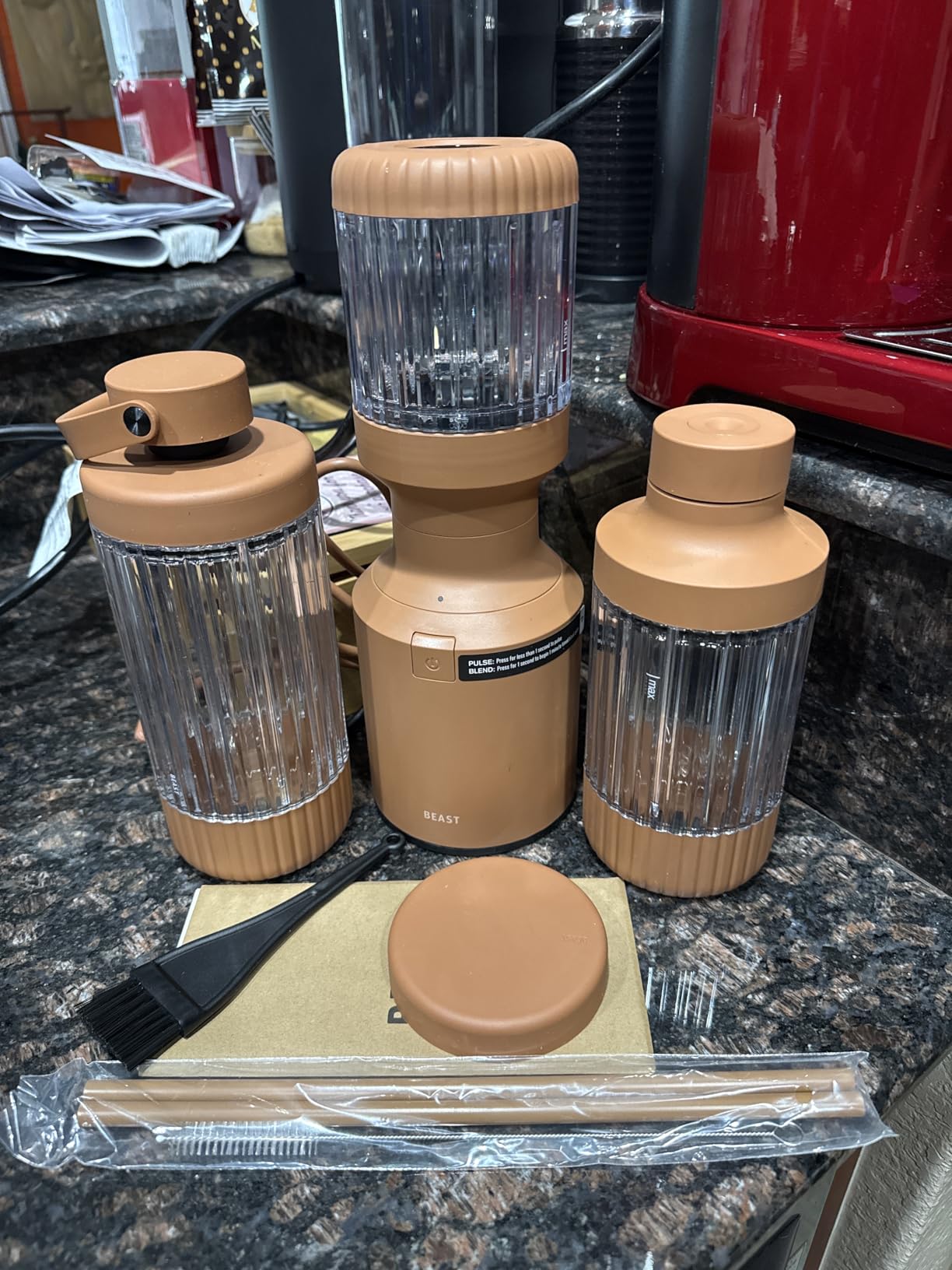 Beast Health Mighty 850 Plus Personal Blender, XL Vessel, Sand, 850W customer photo 2