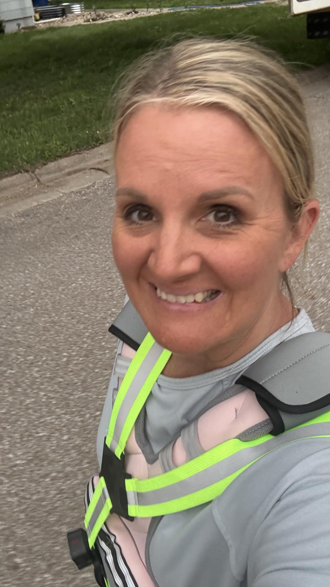 PACEARTH Adjustable Weight Vest 4-10lbs / 11-20lbs / 20-32lbs X-Shape Weighted Vest customer photo 2