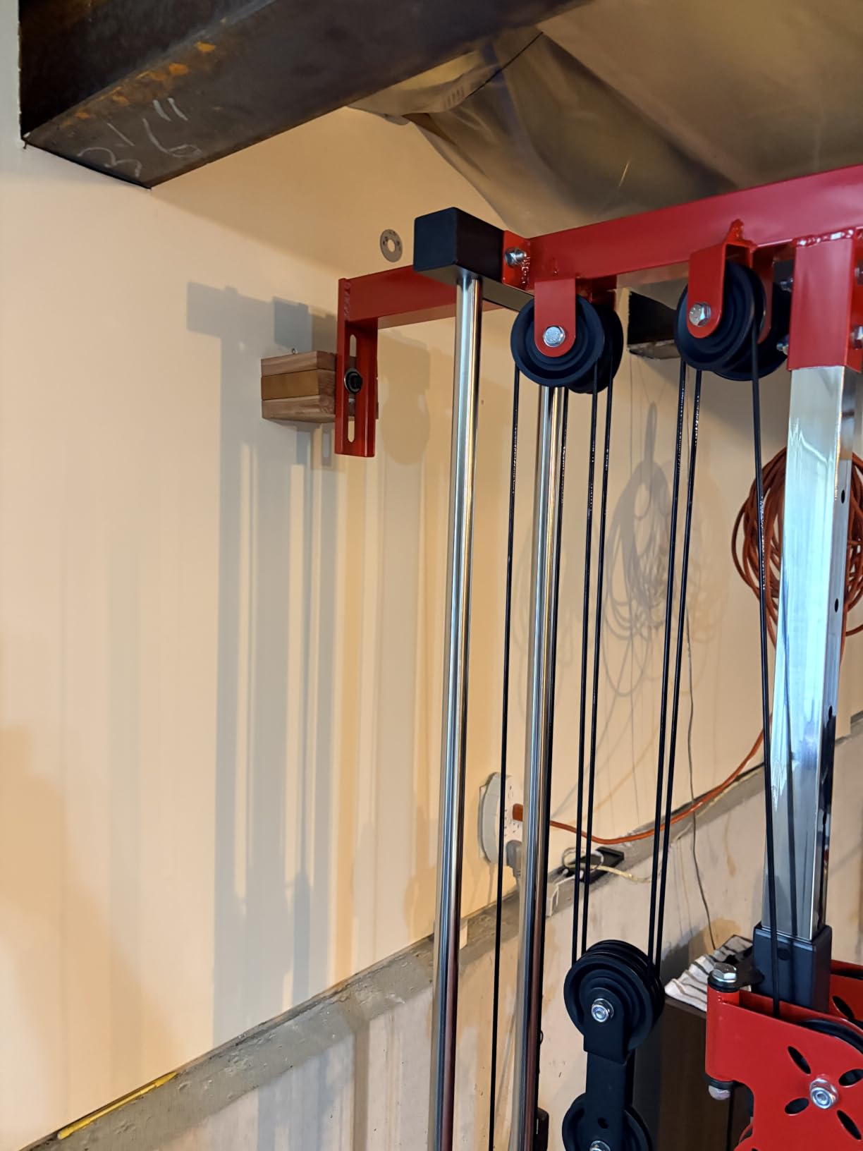 Mikolo Wall Mount Cable Station, Cable Crossover Machine with Dual Pulley System and 19/27 Adjustable Positions for Home Gym Fitness Equipment customer photo 1