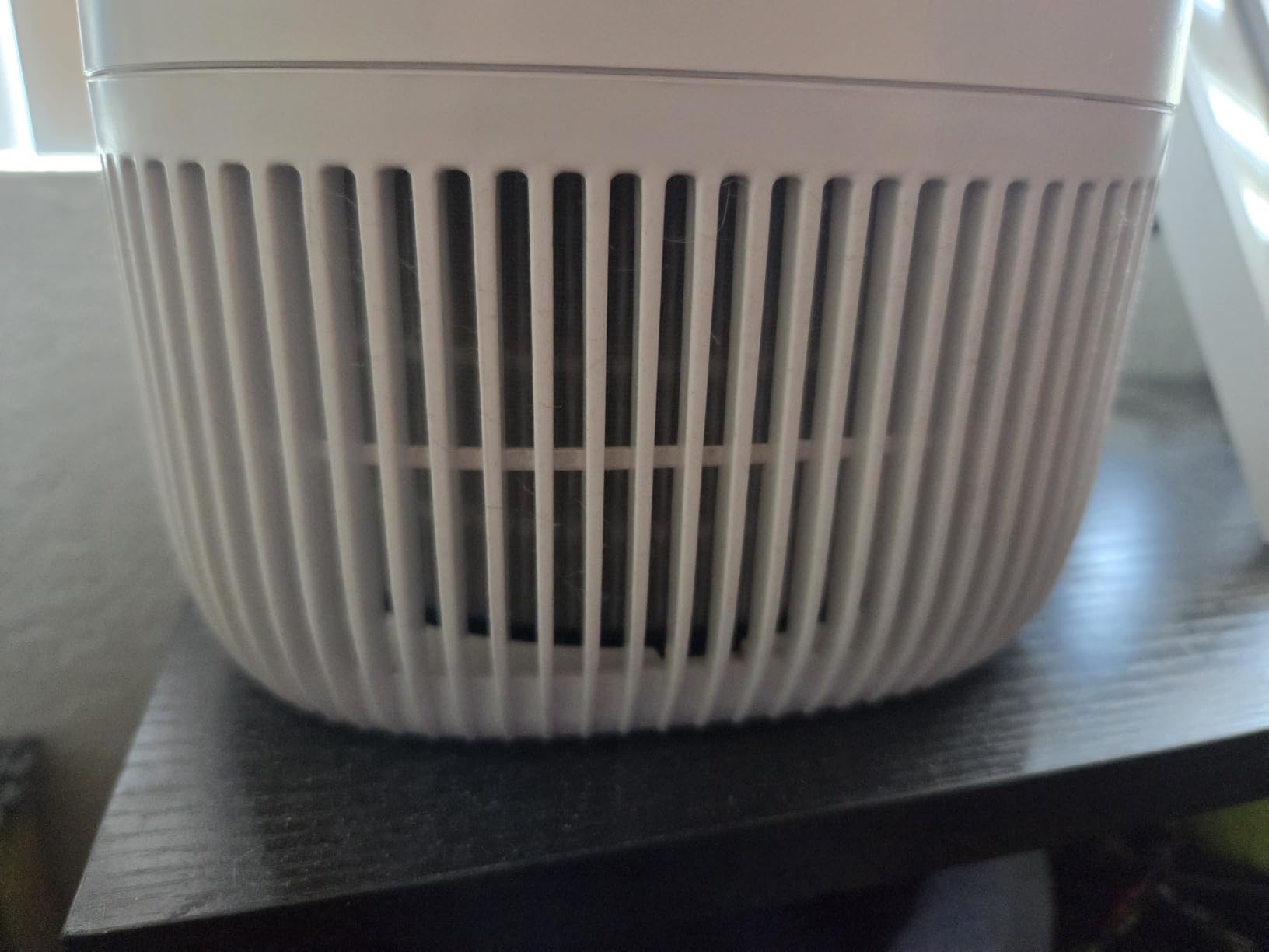 Air Purifiers for Home with High Efficiency Filter Up to 1076 Ft² for Pet Hair, Odors, Pollen, Smoke, Compact Air Cleaner with 3 Speeds, Timer, Aroma Quiet 360°Intake Filter, White customer photo 1
