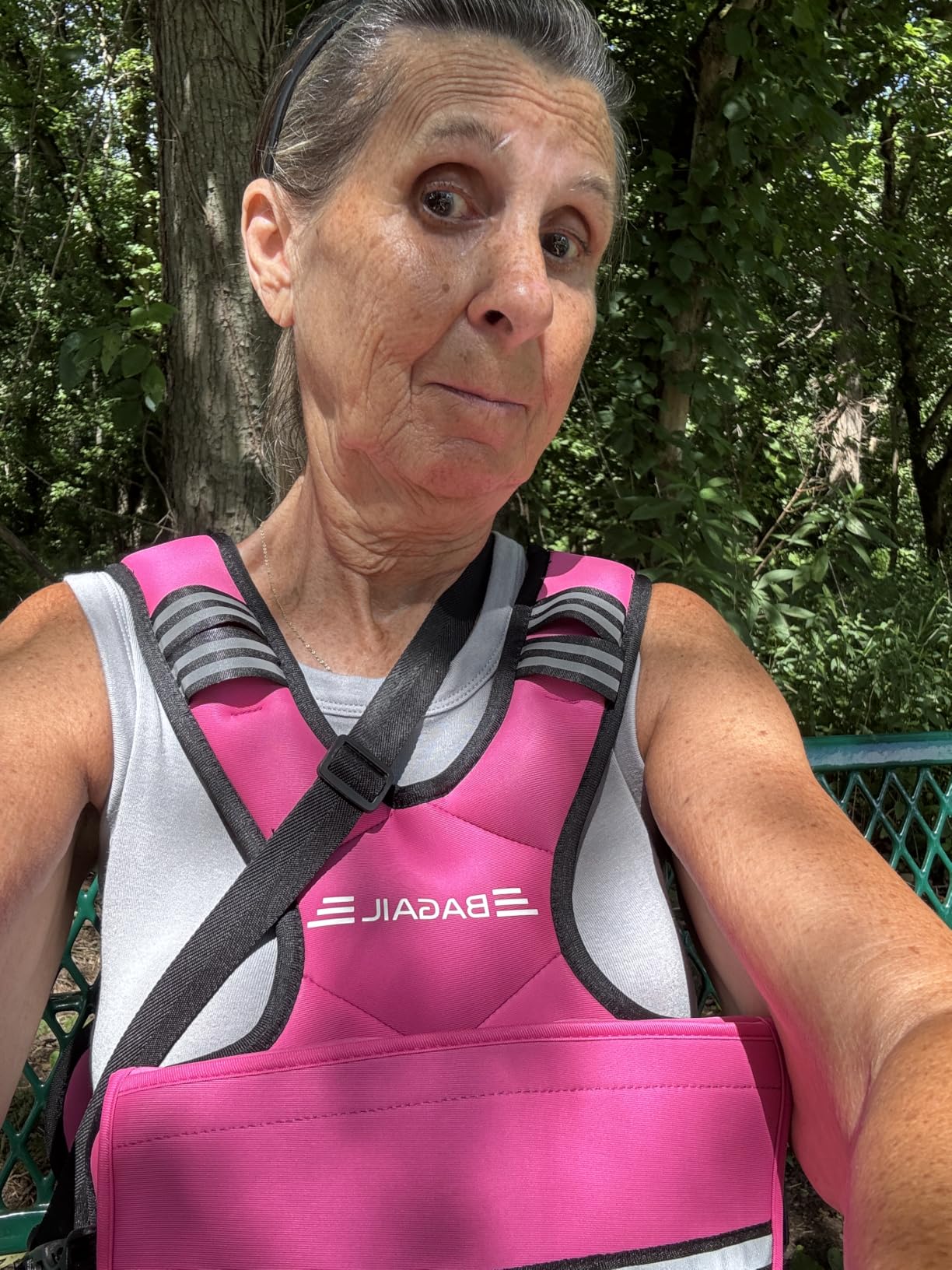 BAGAIL Adjustable Weighted Vest for Women 4-10lb/12-18lb/20-32lb, Comfortable U-Neck Rucking Vest with 6 Removable Weights, Storage Pocket and Reflective Strips for Walking, Jogging, Weight Loss customer photo 1