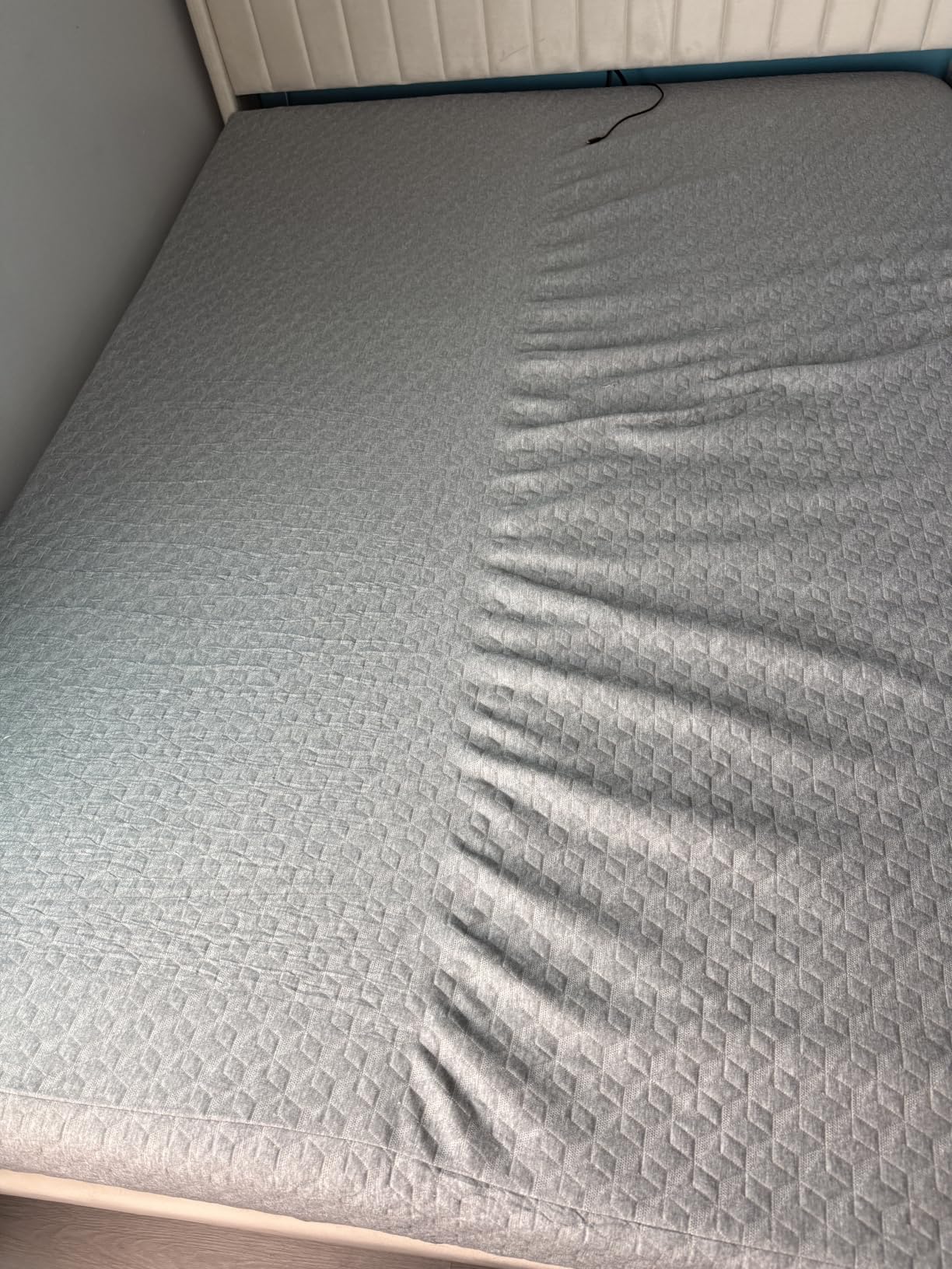 Novilla Full Size Mattress in a Box, 10 Inch Cool Gel Memory Foam Mattress, Cool Night Sleep & Pressure Relief, Thermally Balanced Foam Core for Enhanced Support & Breathability customer photo 1
