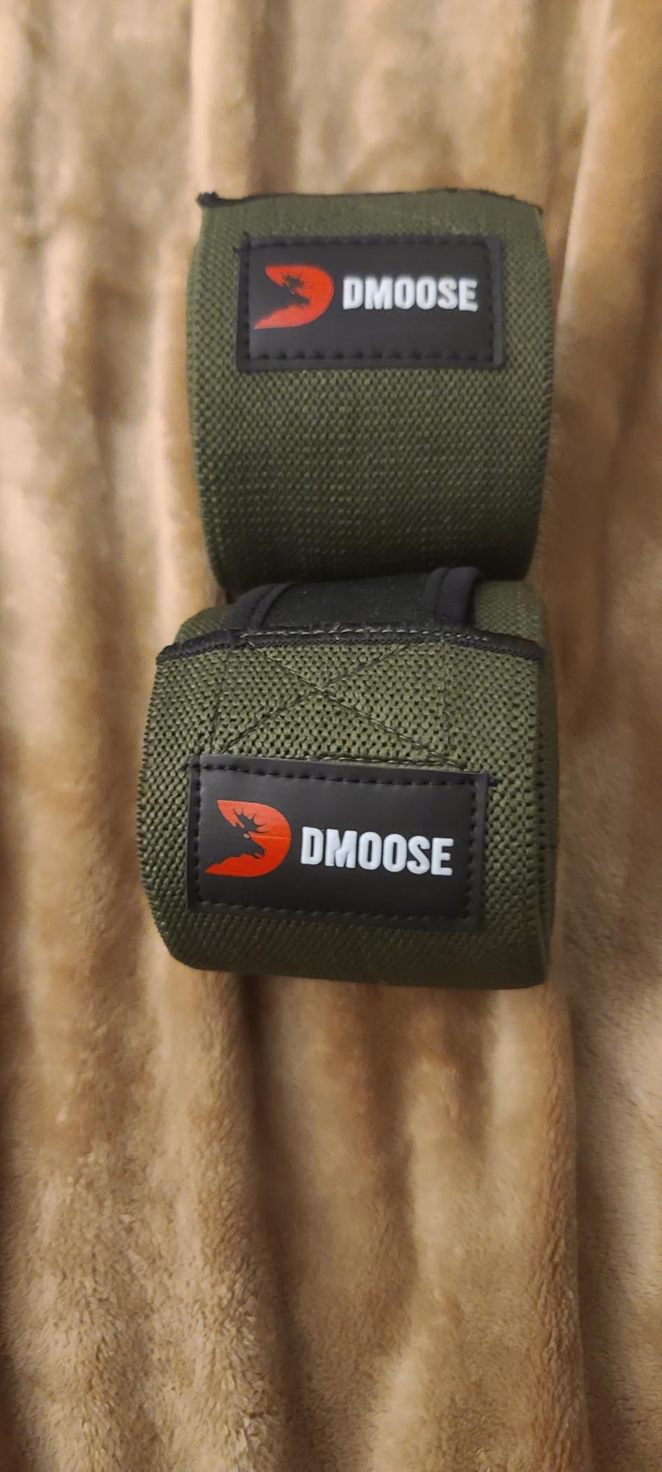 DMoose Fitness Knee Sleeves for Weightlifting (Pair) 7mm Knee Wraps for Squats, Powerlifting & Joint Stability customer photo 2