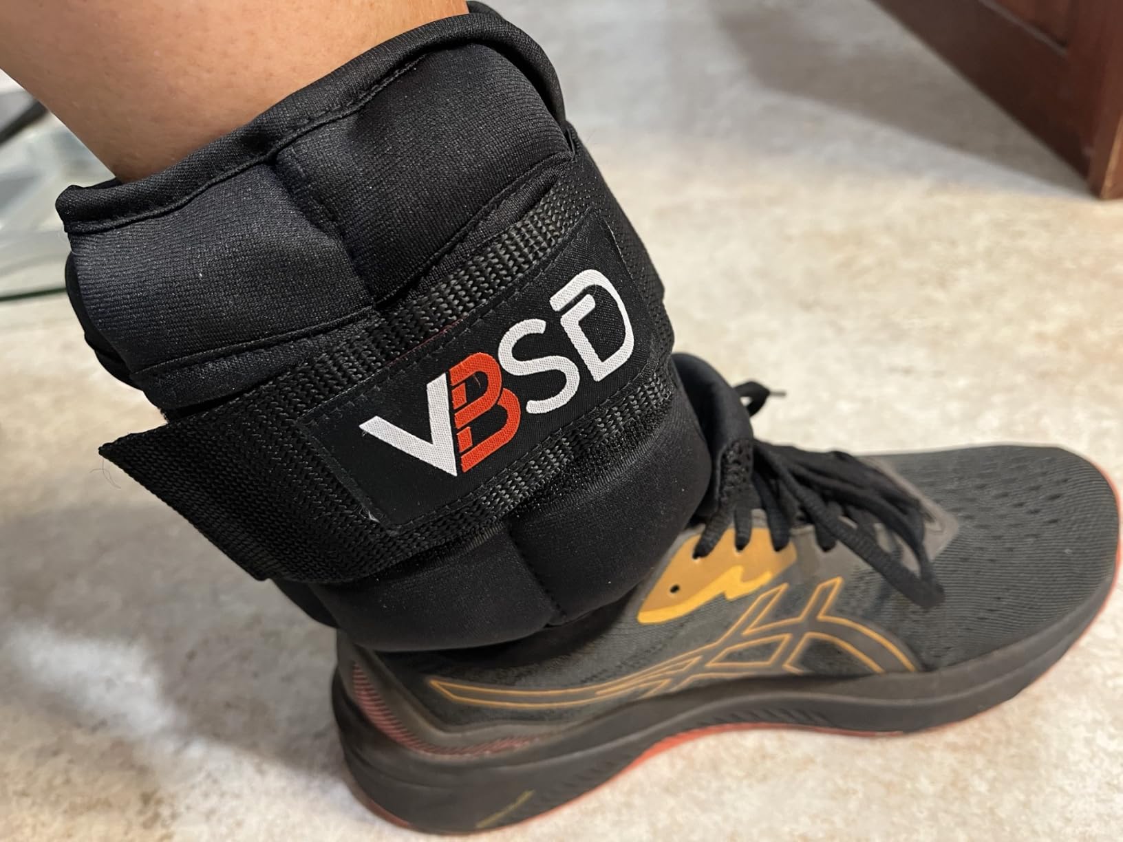 VBSD Adjustable Ankle Weights for Men Women, 2 4 6 8 10 lbs 1 Pair Leg Weight Straps, Weighted Ankle Weight Set with Removable Sandbags for Walking Running Yoga Physical Therapy Gym Home Workout customer photo 1