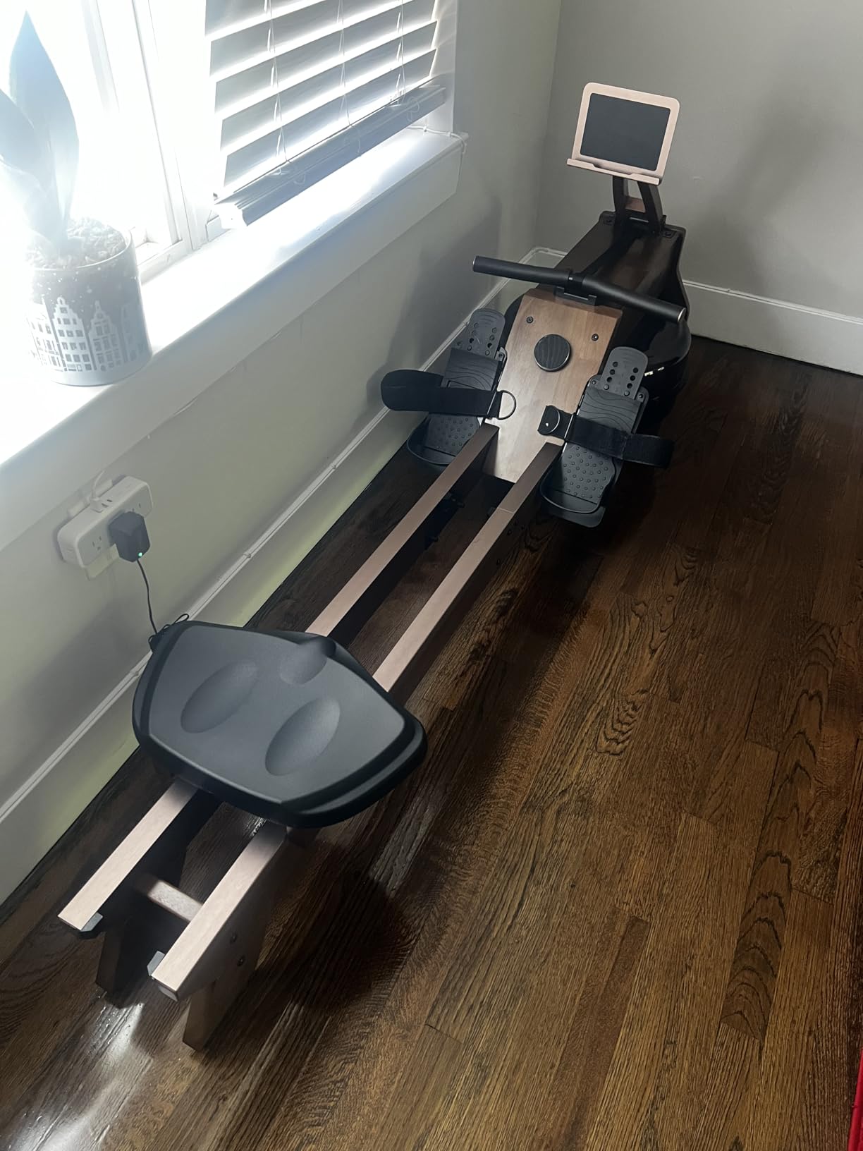 Water Rowing Machine for Home Use, WENOKER Wooden Foldable Rower Machine with Dedicated Monitor & Bluetooth APP customer photo 2
