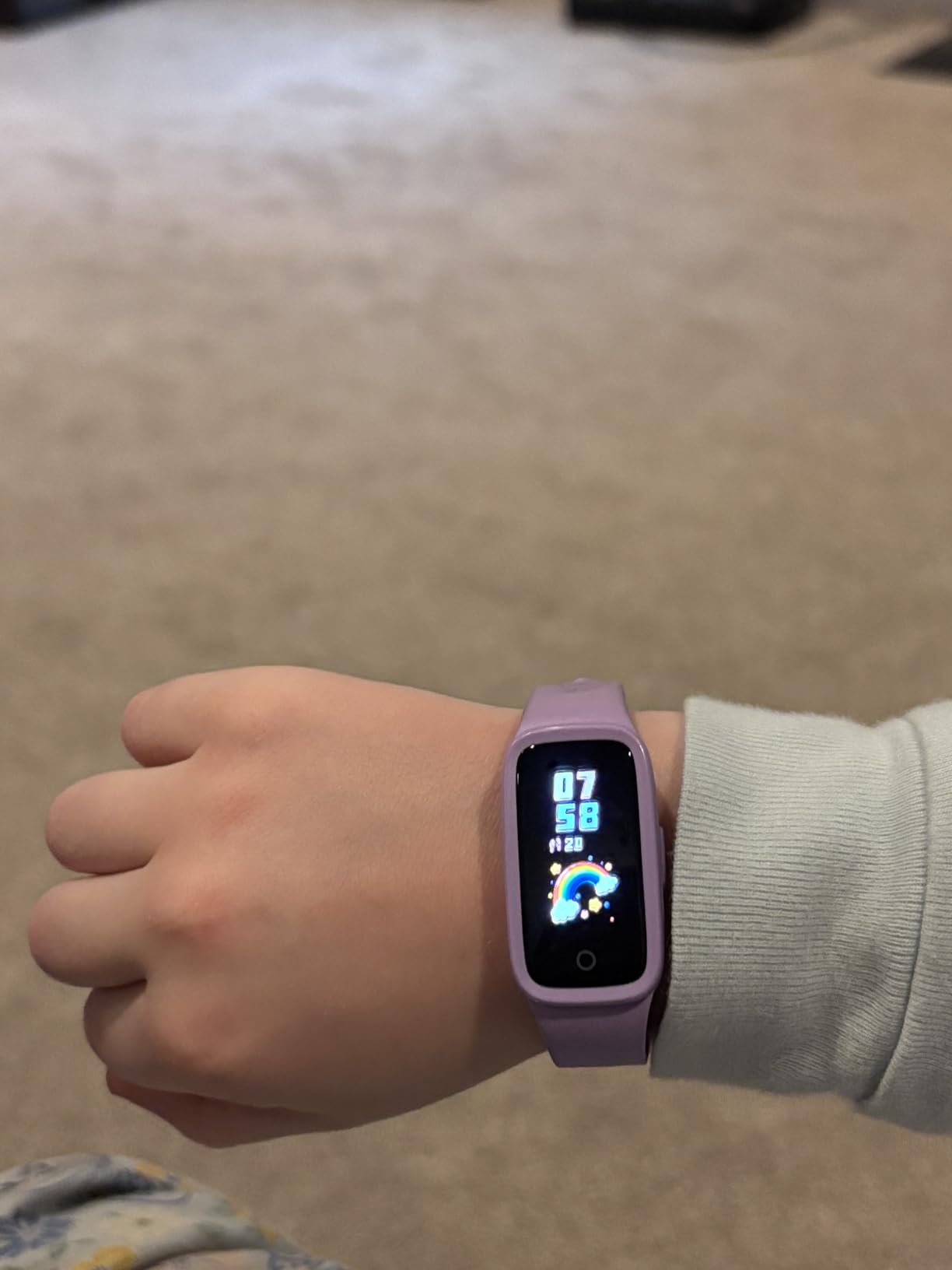 BIGGERFIVE Vigor Kids Fitness Tracker Watch AMOLED Screen, 3ATM Waterproof customer photo 1