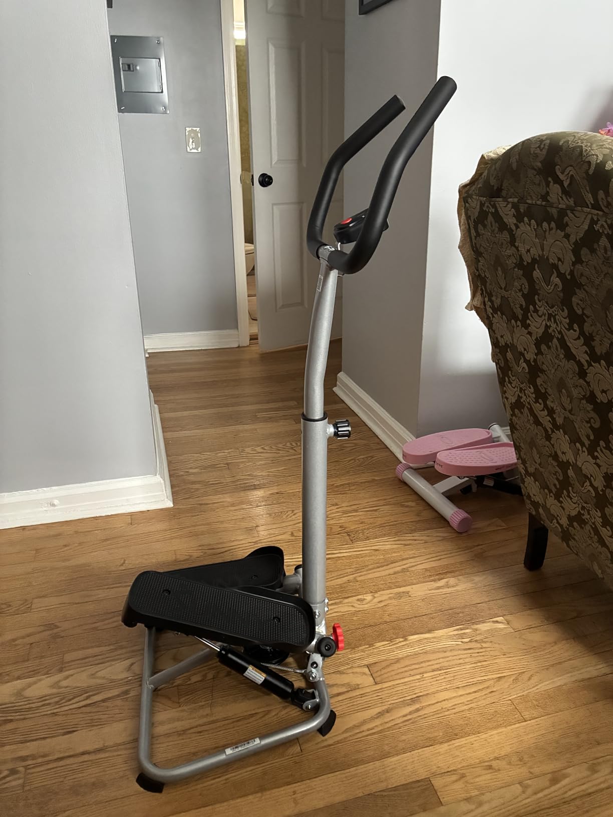 Sunny Health & Fitness Climbing Stair Stepper for Home Gym customer photo 1