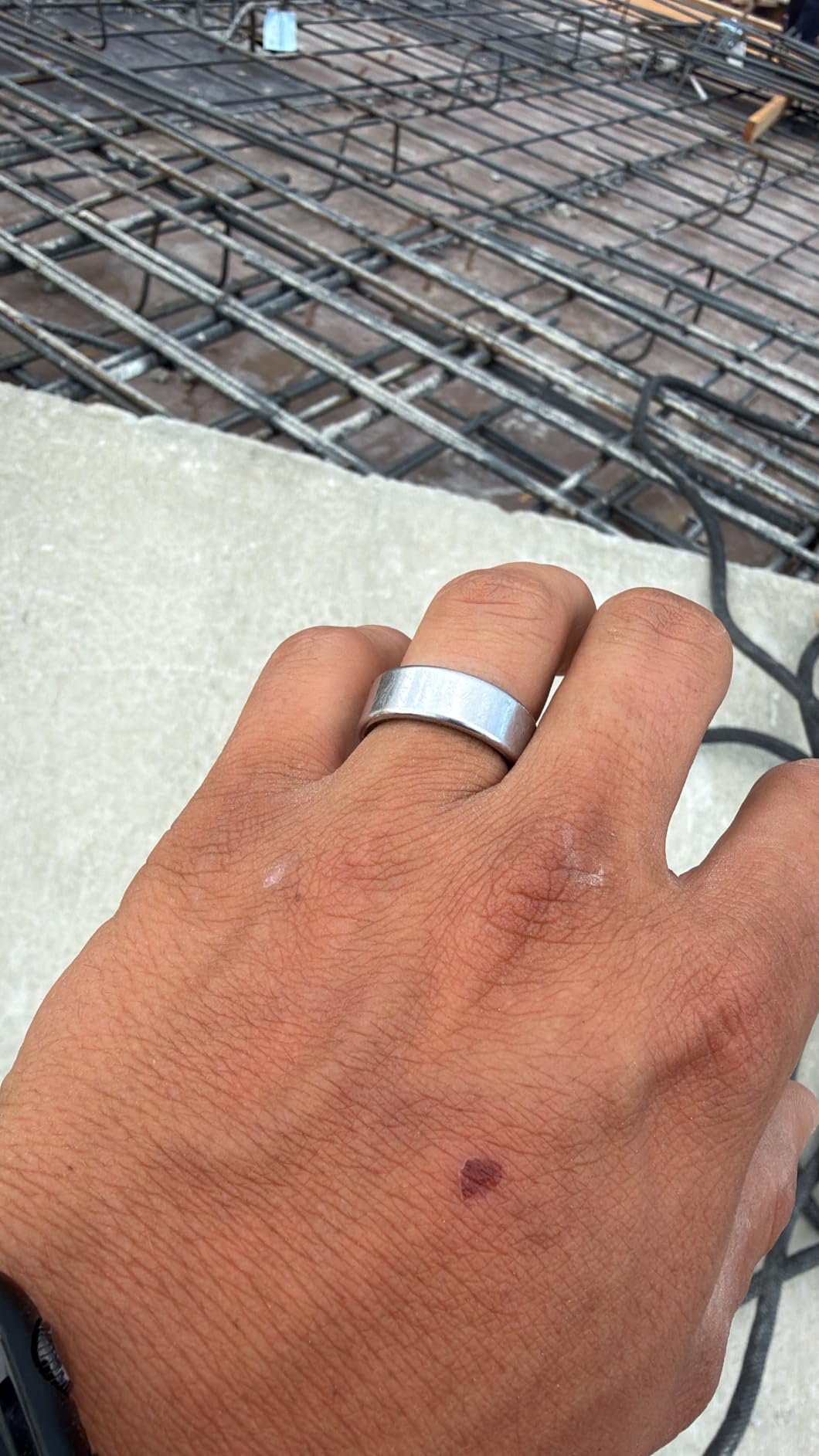 Smart Health Ring, Featuring Stress and Sleep Monitoring Functions, Compatible with iOS and Android, Waterproof Fitness Tracker for Women & Men, No Subscription Fee customer photo 1