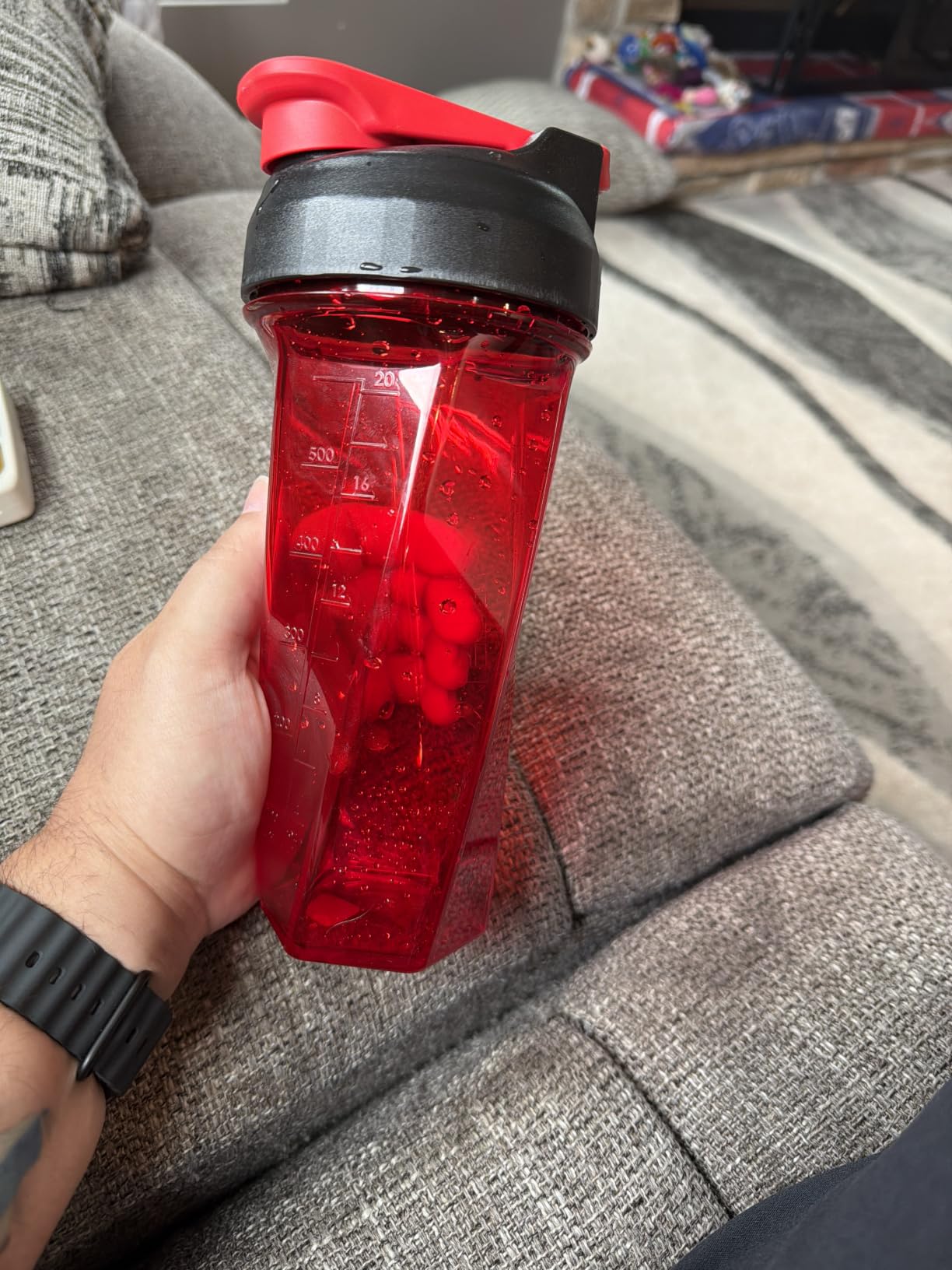 YETI Yonder Helimix Vortex Blender Shaker Bottle Holds up to 27oz | No Blending Ball or Whisk | USA Made | Portable Pre Workout Whey Protein Drink Shaker Cup | Dishwasher Safe, Charcoal customer photo 2