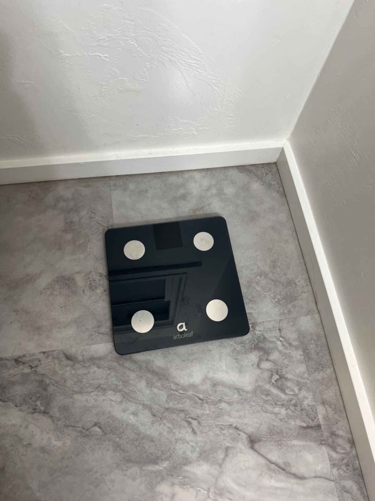 arboleaf Smart Scale, 8-Electrode Full Body Composition Analyzer with Segmental Measurements for Arms, Legs, and Torso, 50+ Body Metrics customer photo 2