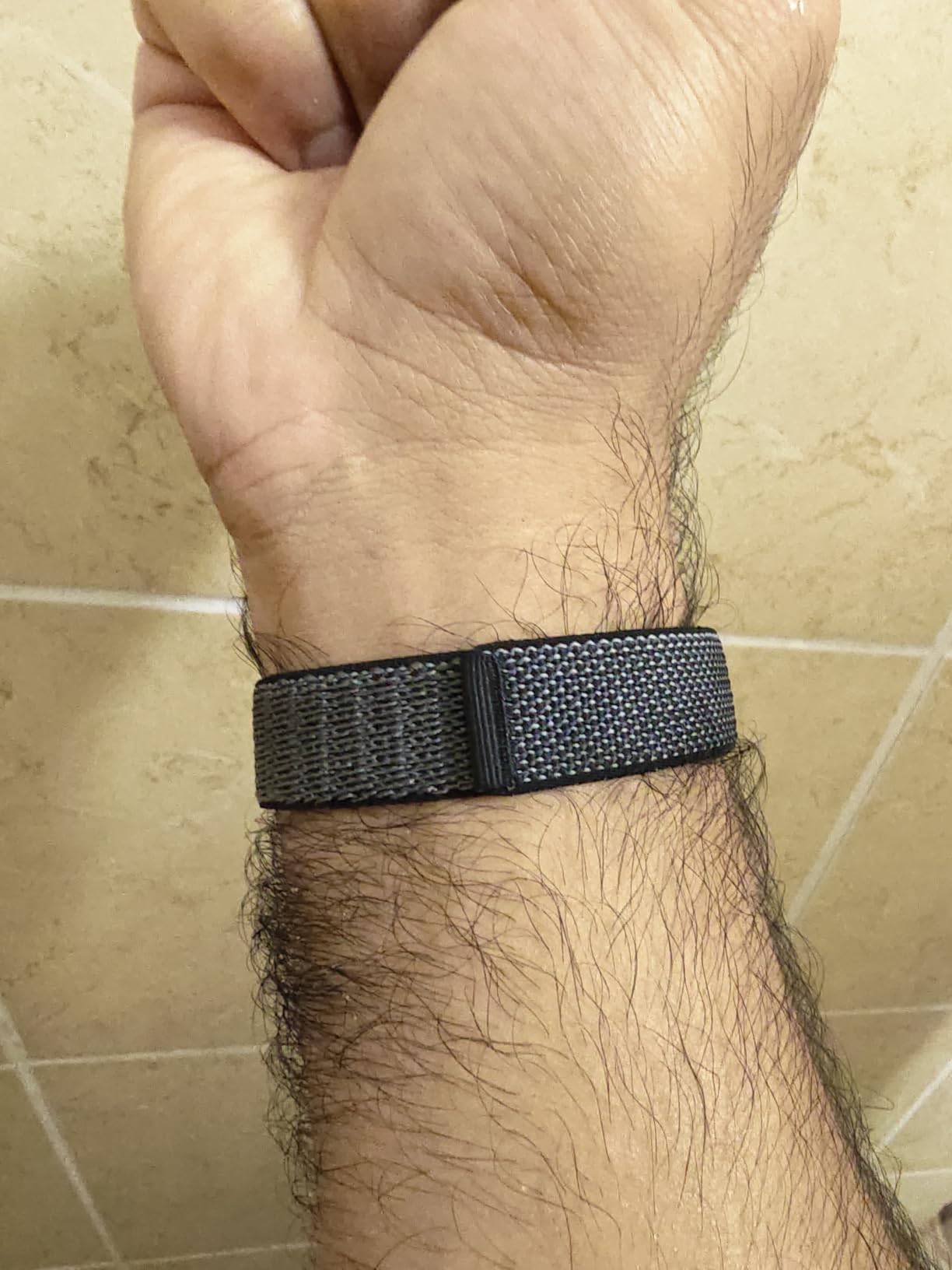 Google Fitbit Air - Screenless Activity Tracker with Fitness, Heart Rate, and Sleep Tracking - Personalized AI-Powered Coaching - Up to 7 Days Battery Life - Obsidian customer photo 2