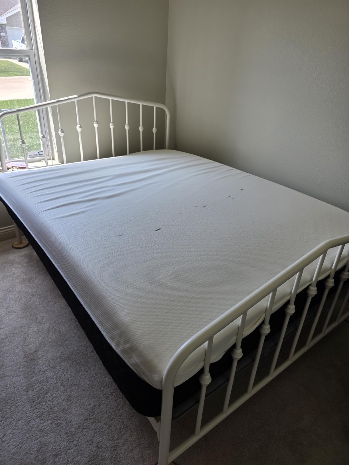 Queen Memory Foam Mattress, 12