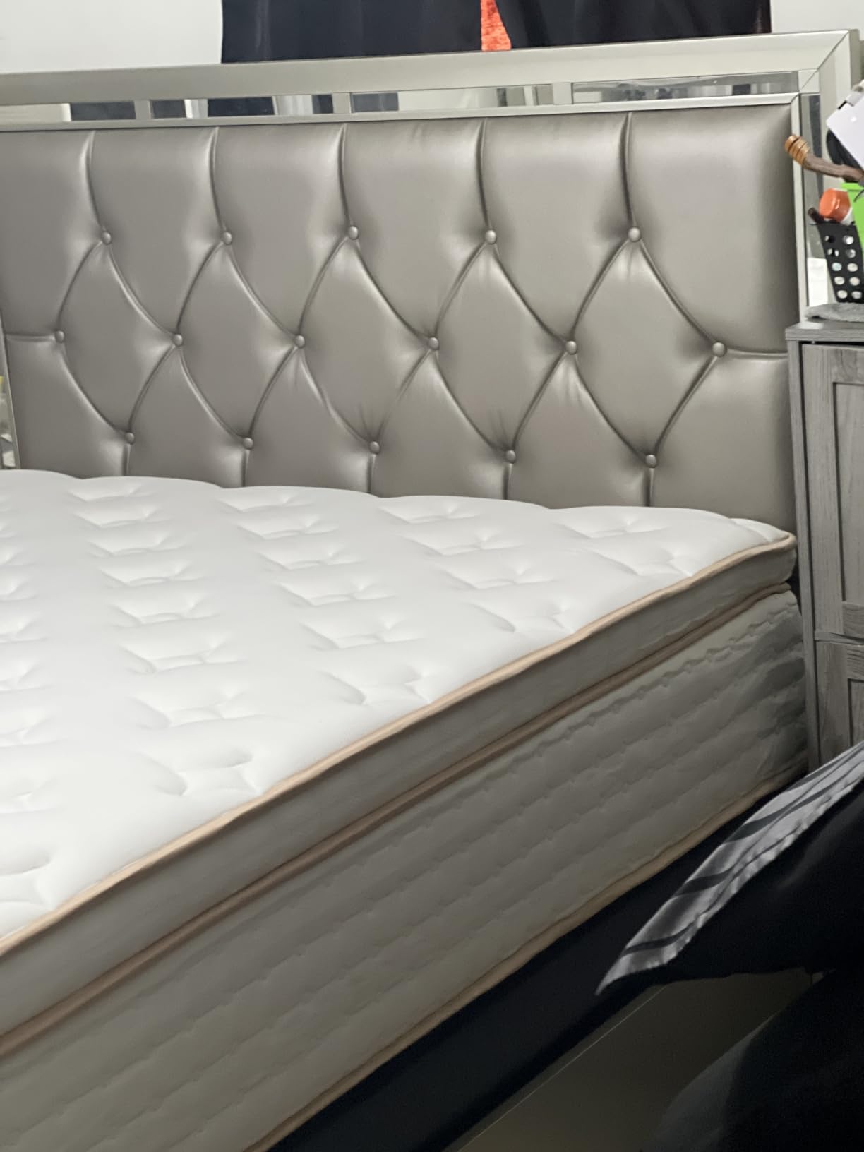 BedStory Firm Queen Mattress for Back Pain Relief - 14 Inch Firm Hybrid Mattress with Ideal Lumbar Support & Motion Isolation - Fiberglass-Free Colchones, CertiPUR-US customer photo 2