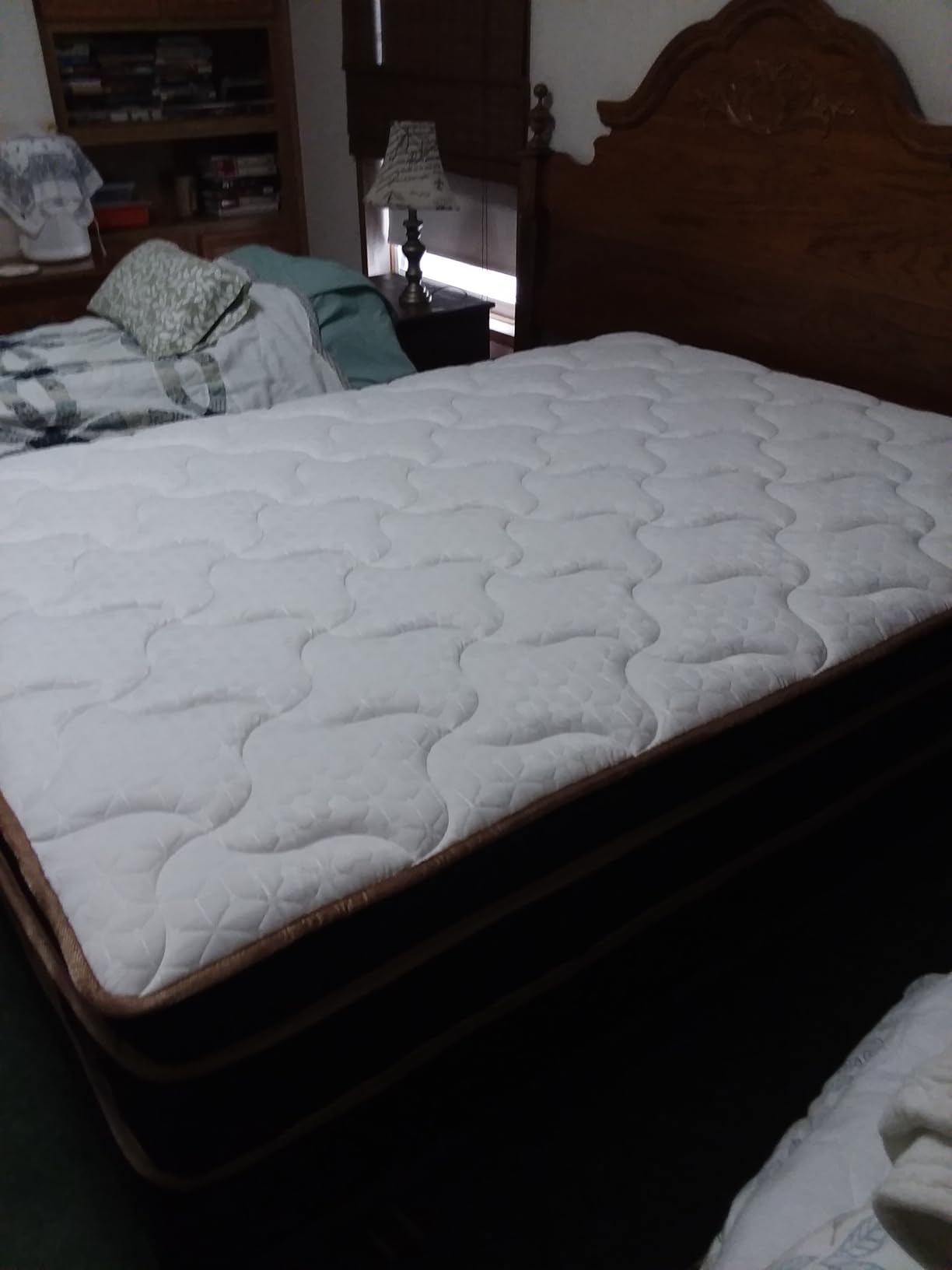 Queen Mattress 14 Inch, Luxury Hotel Cooling Hybrid Bed in a Box | Zones Individual Pocket Springs, Extra Hip/Shoulder/Lumbar Support, Fiberglass-Free, 365-Night Trial, CertiPUR-US customer photo 2